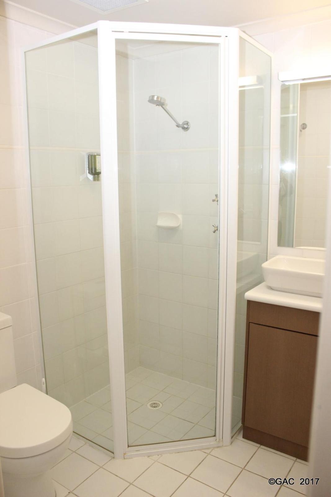 Two-Bedroom Apartment with Filtered Sea View photo 2