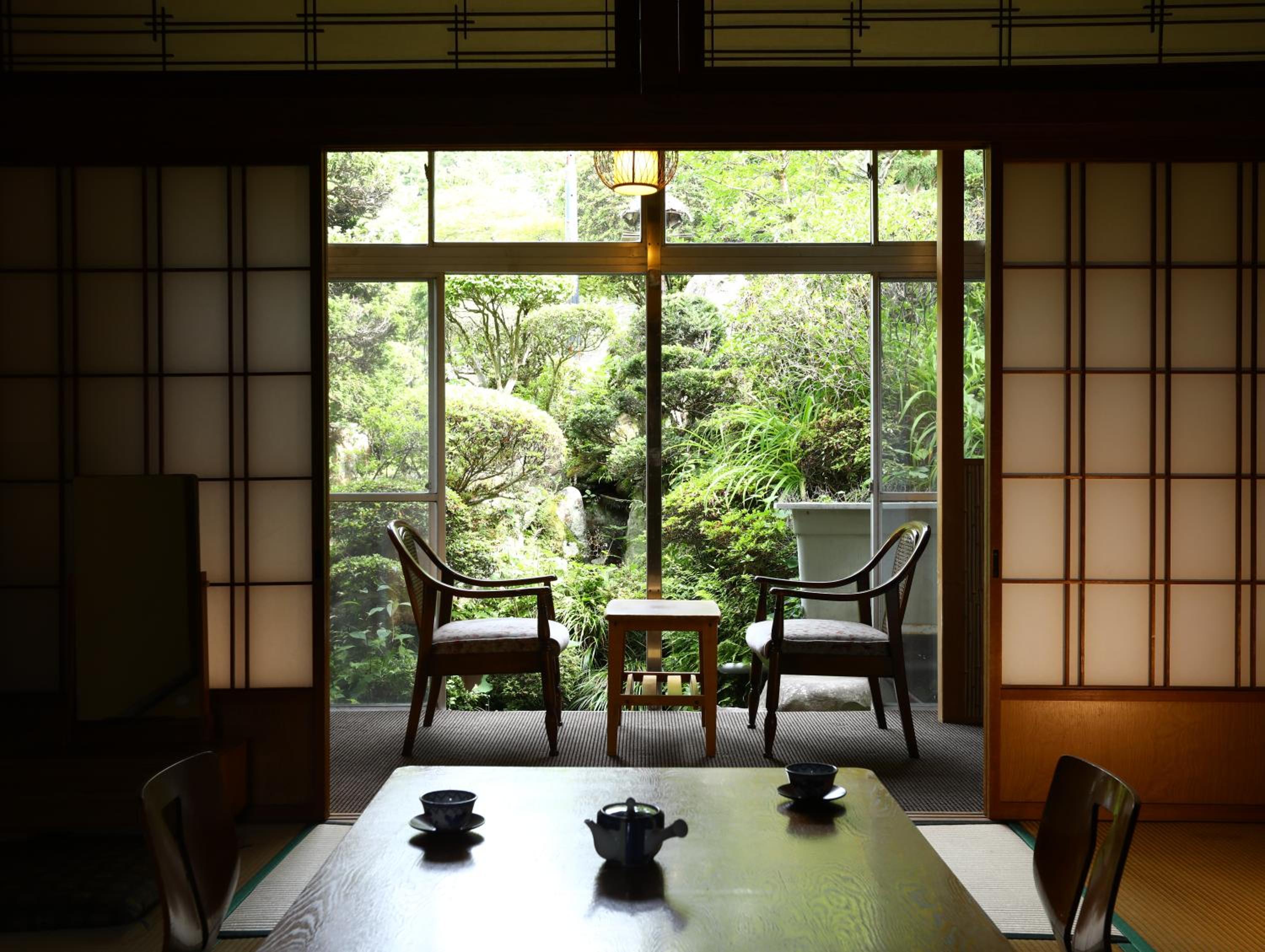 Japanese-Style Room with Private Bathroom - Photo 4