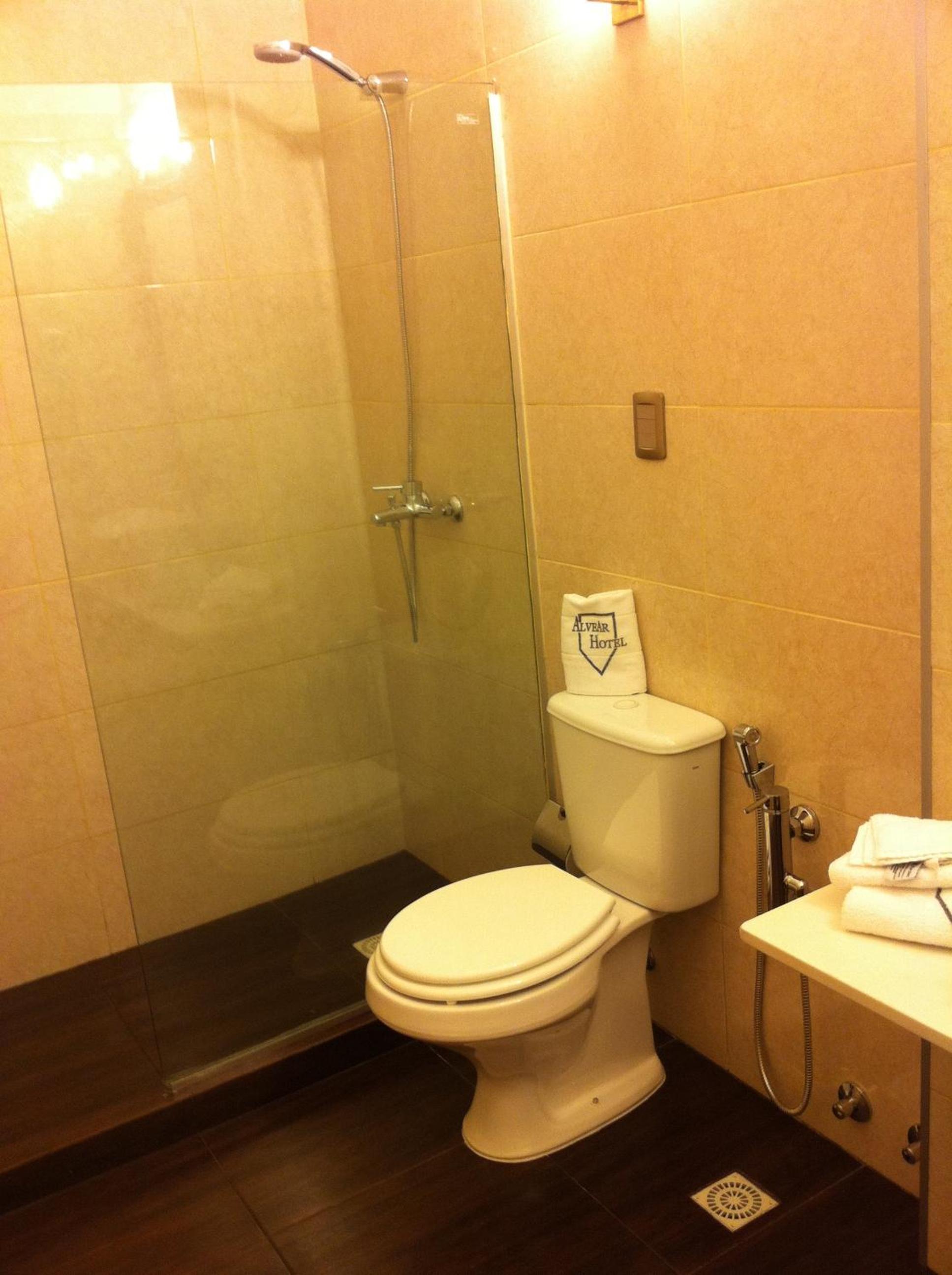 Standard Double Room - Photo 6