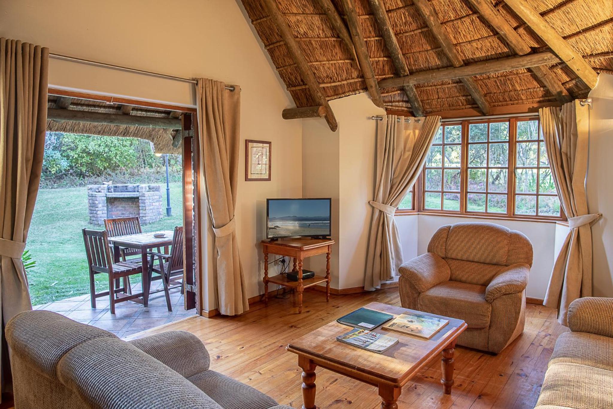 One-Bedroom Cottage - Photo 2