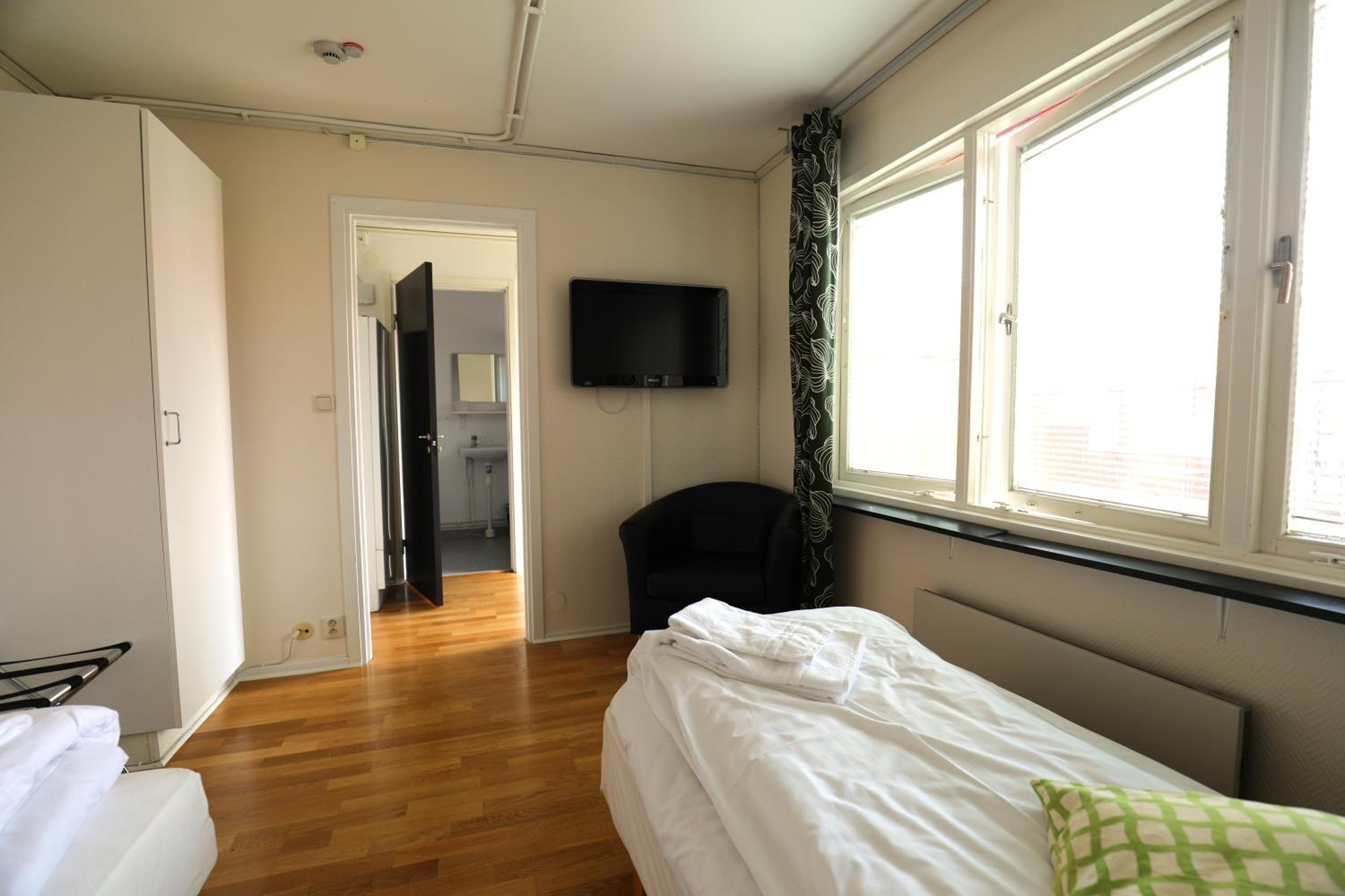 Budget Twin Room photo 1