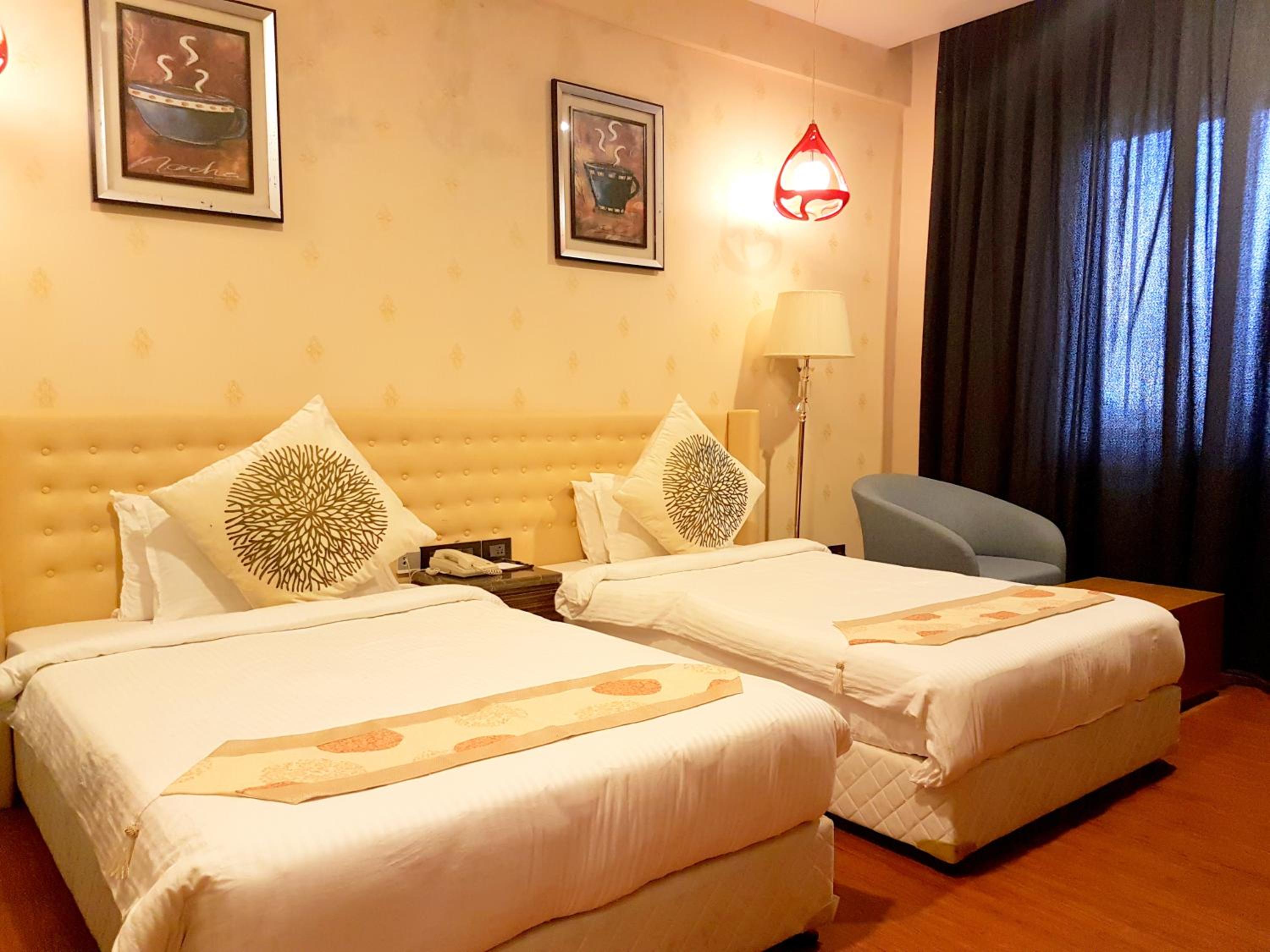 Mantra Royal Room photo 1