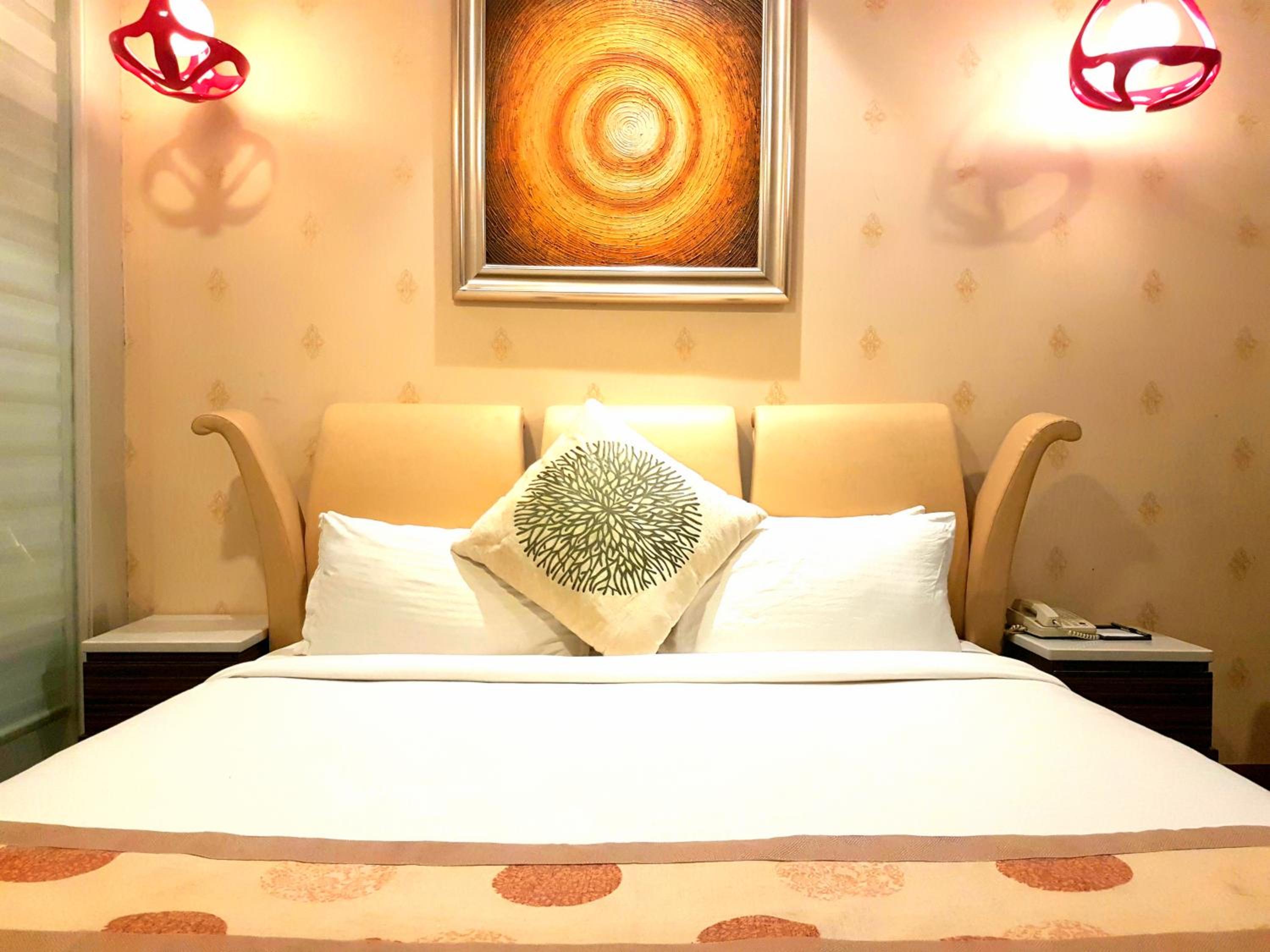 Double or Twin Room - Photo 1