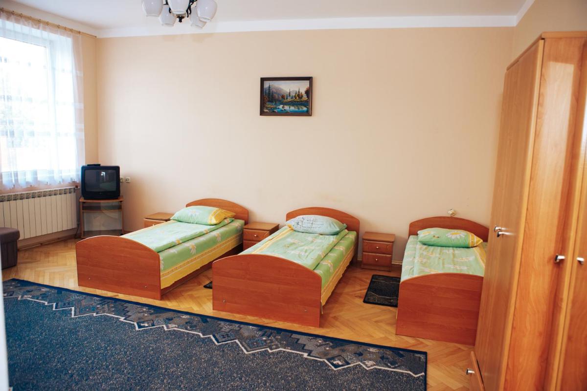 Classic Triple Room photo 2