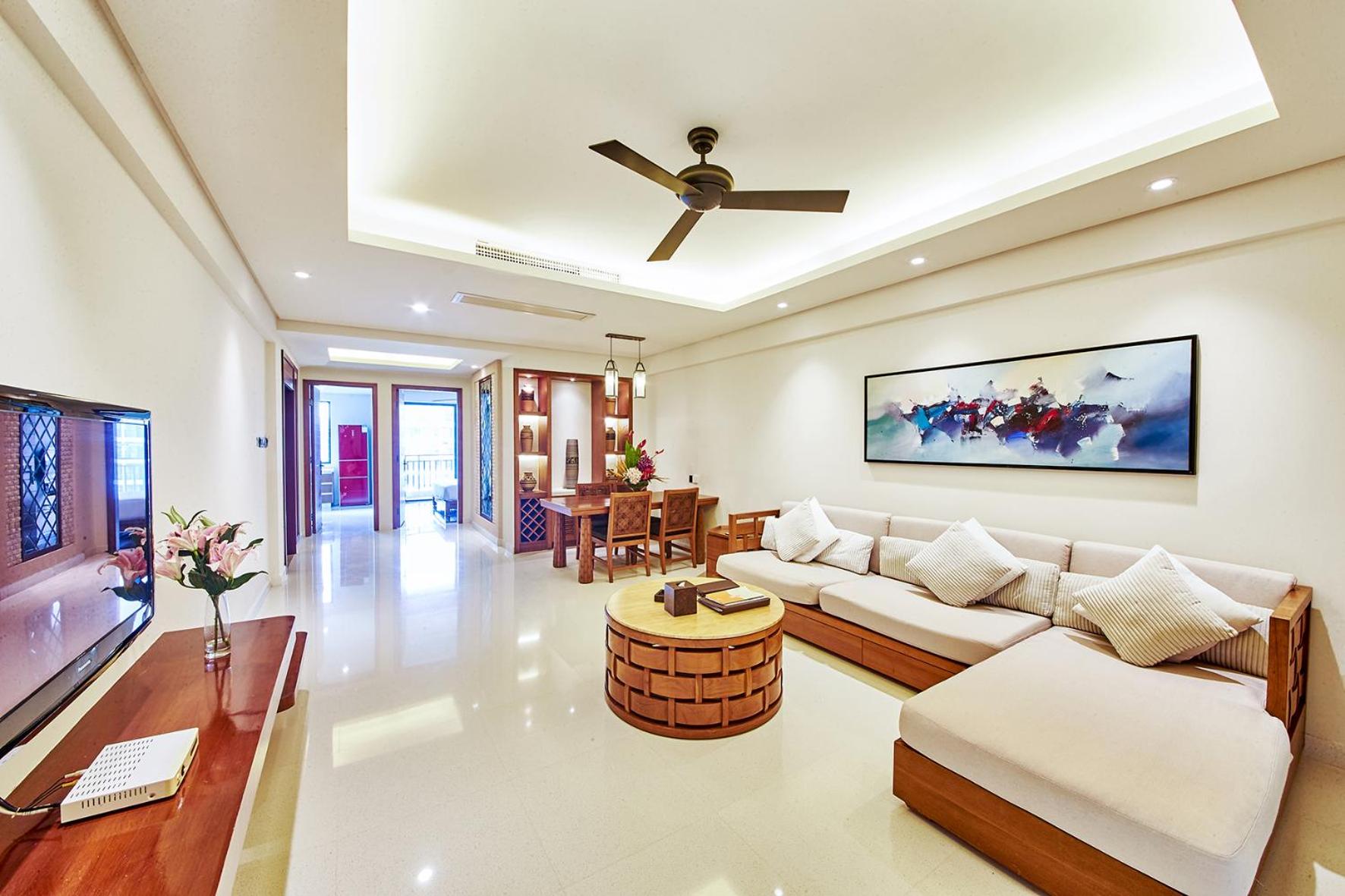 Deluxe Two-Bedroom Family Suite with Garden View photo 1