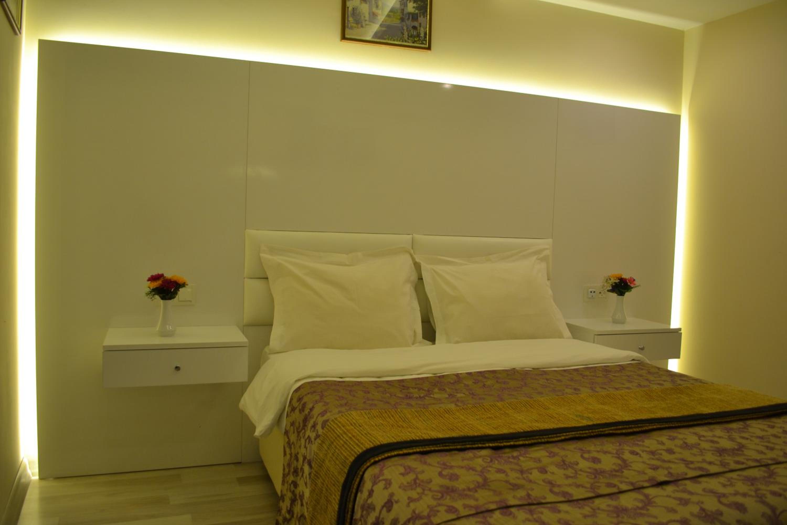 Economy Double Room photo 2