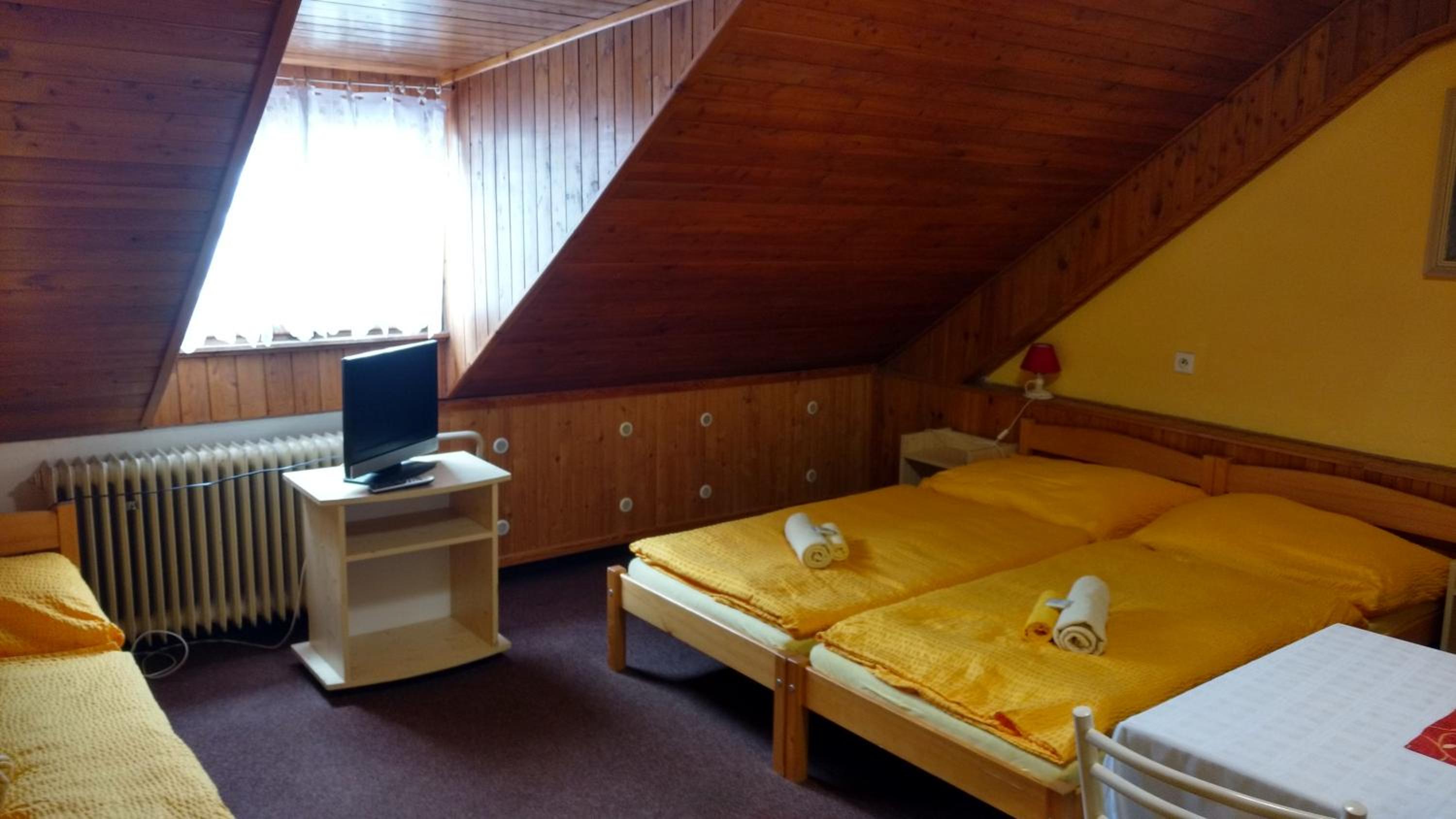 Double or Twin Room photo 2