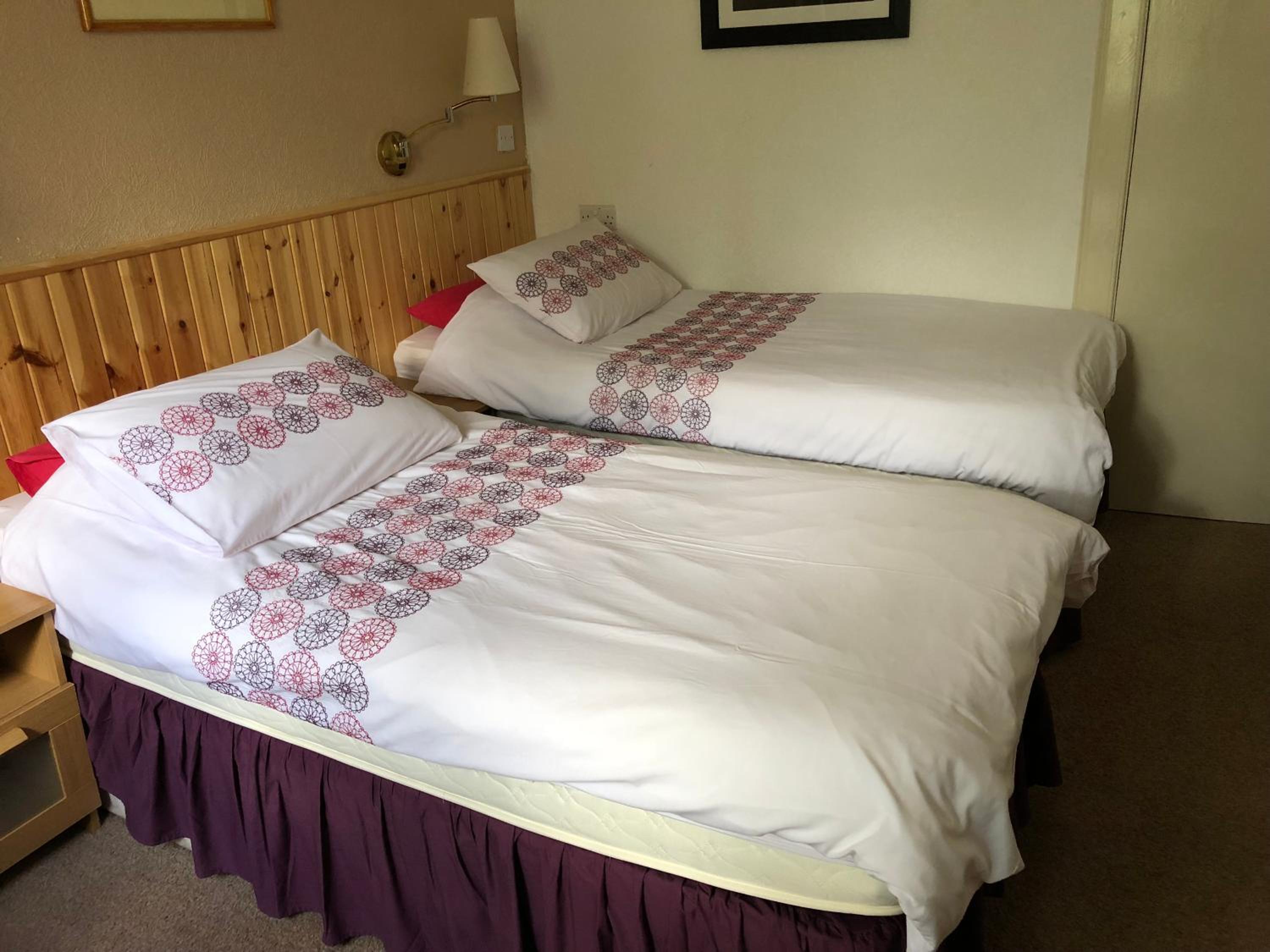 Double or Twin Room with Garden View photo 3