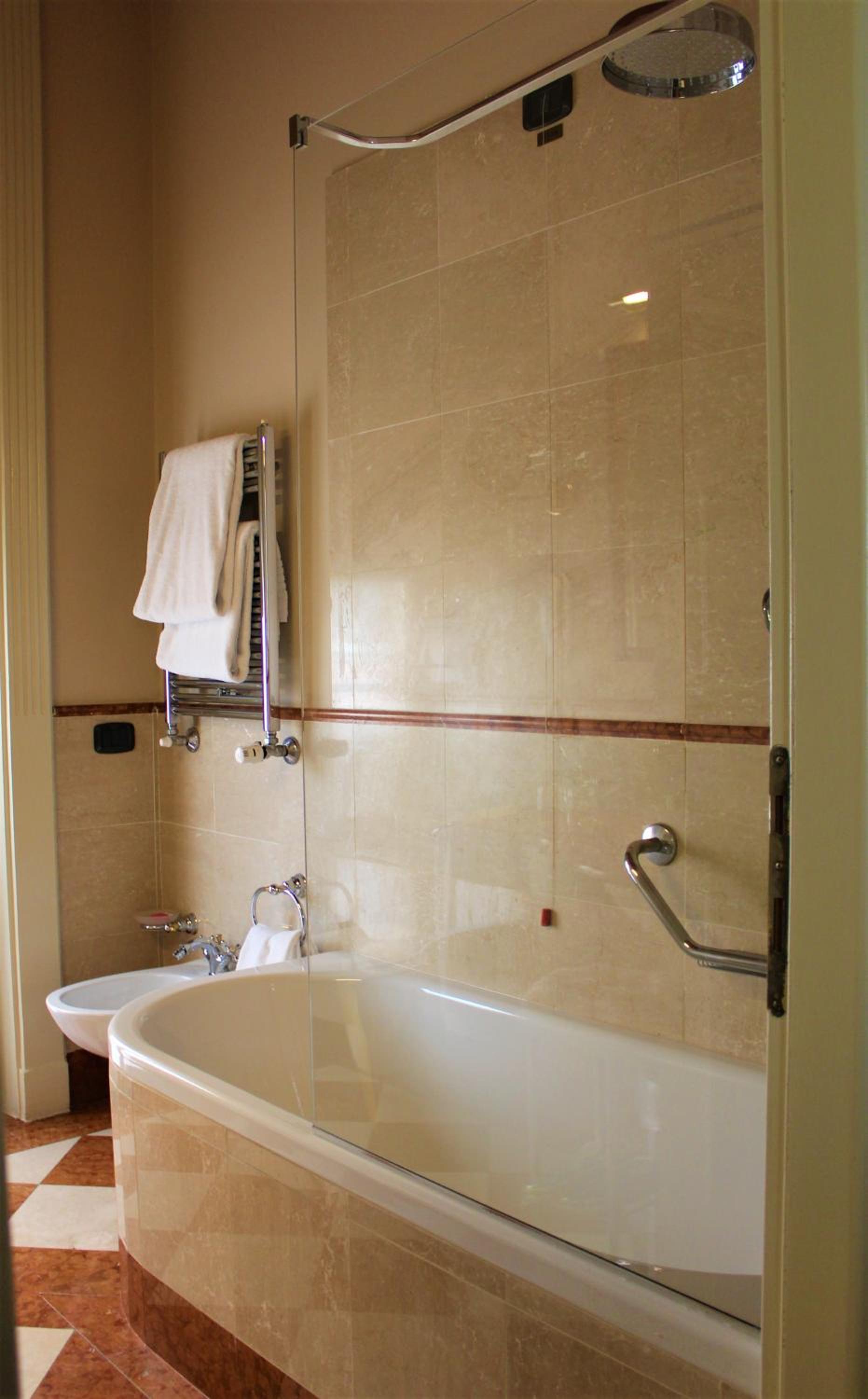 Triple Room - Photo 2