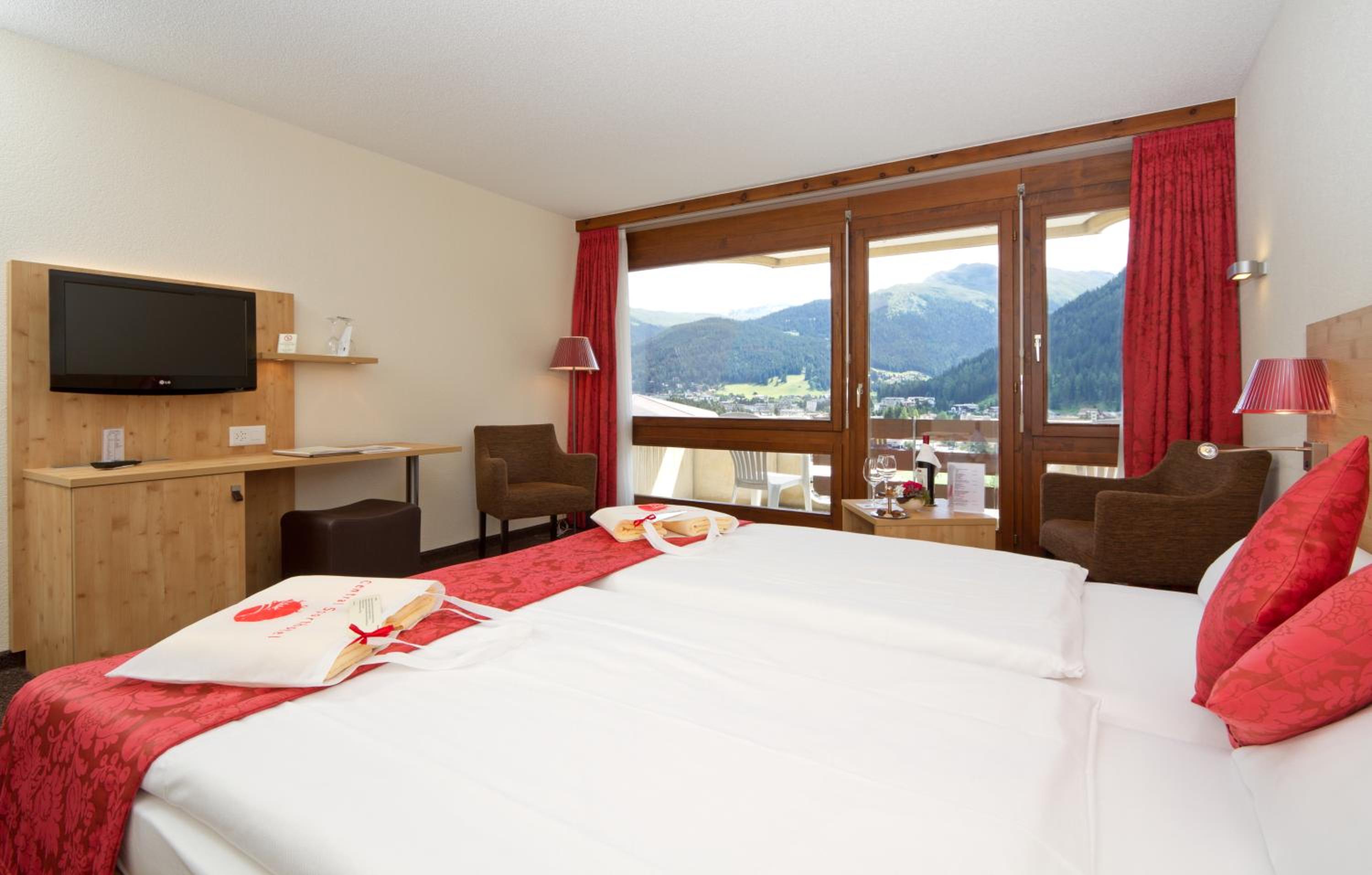 Superior Panorama with Balcony - Photo 2
