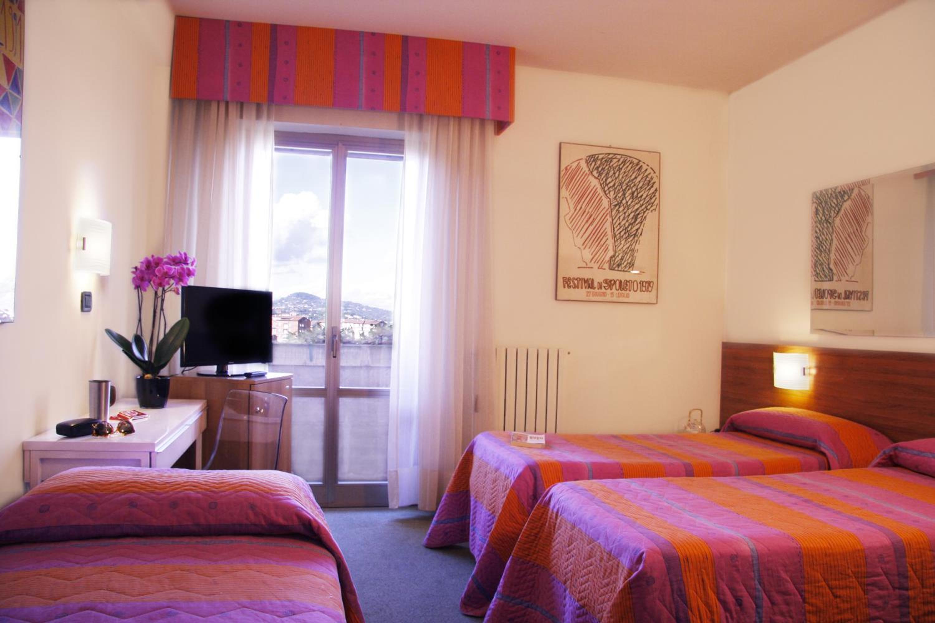 Triple Room - Photo 3