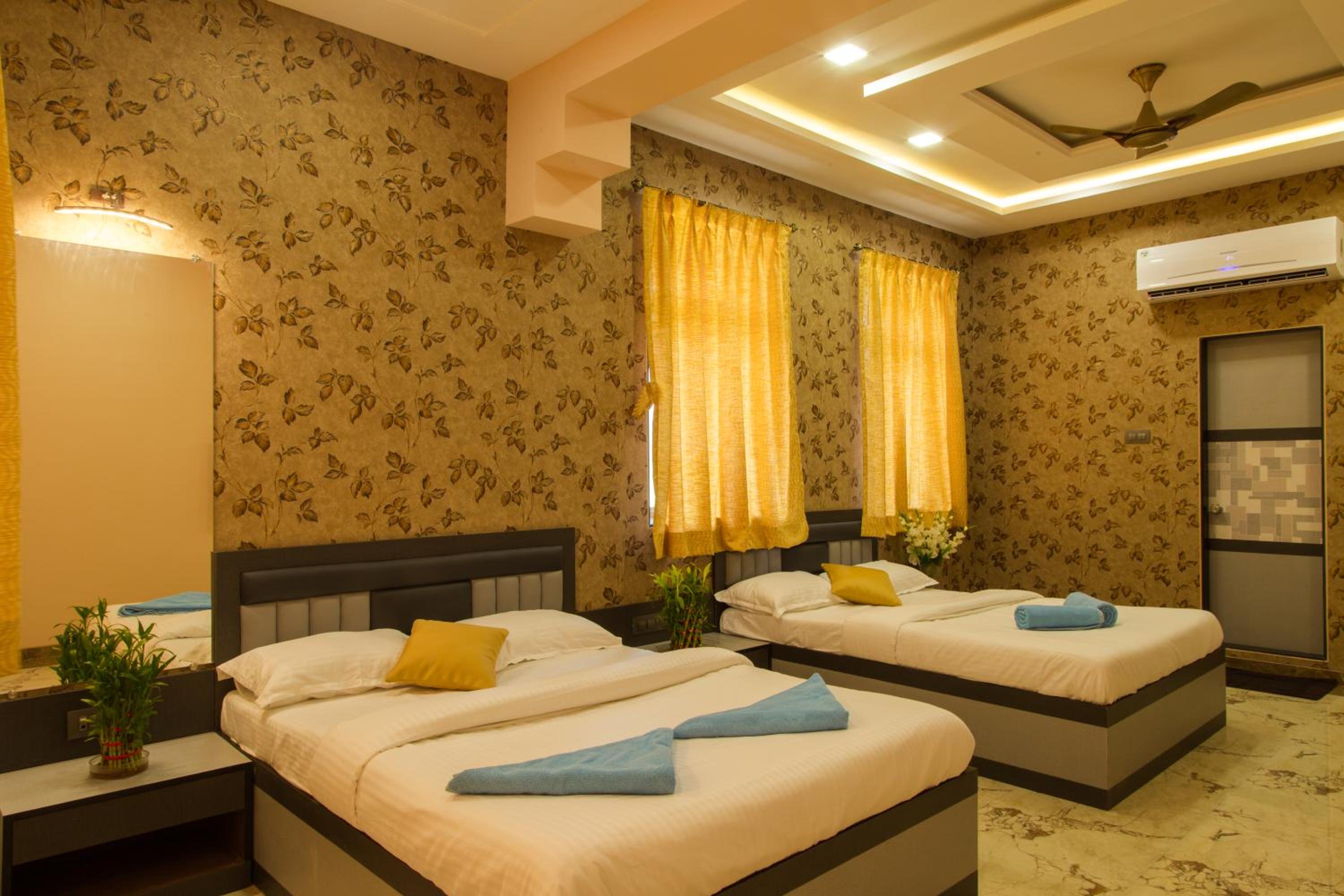 Deluxe Family Room