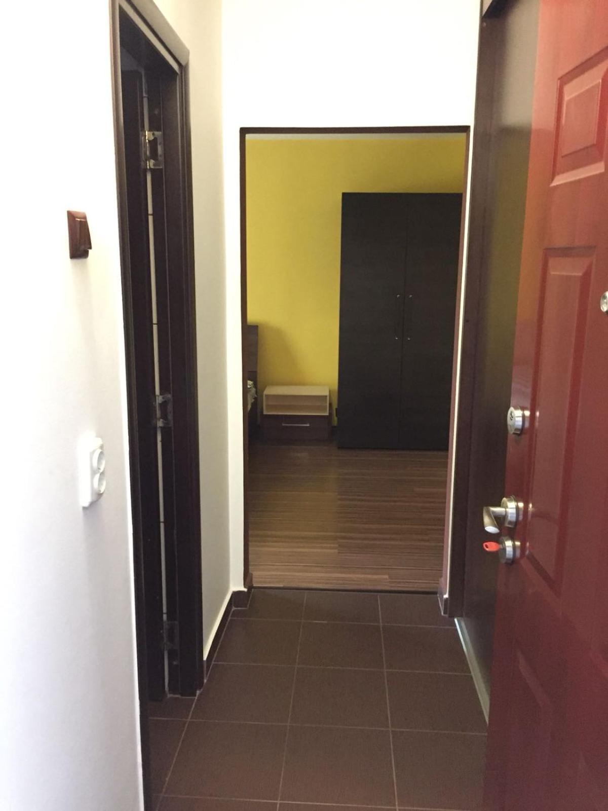 Studio Apartment photo 2