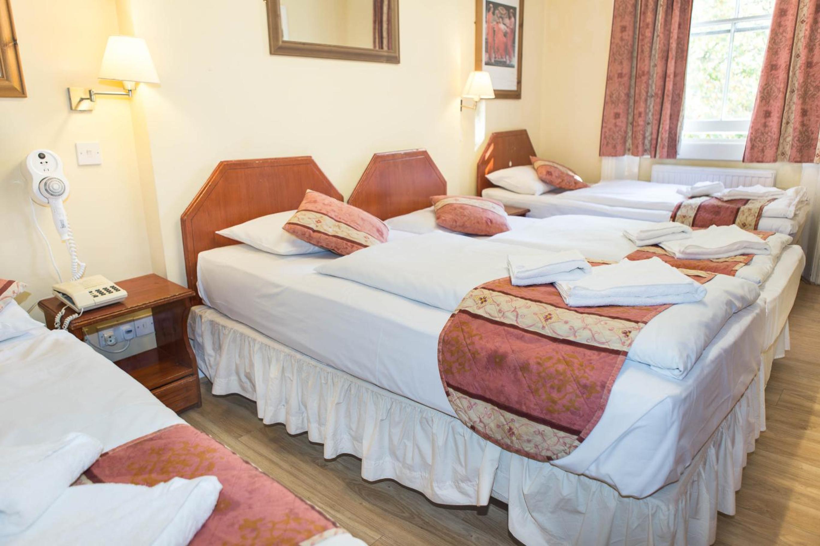 Quadruple Room photo 2