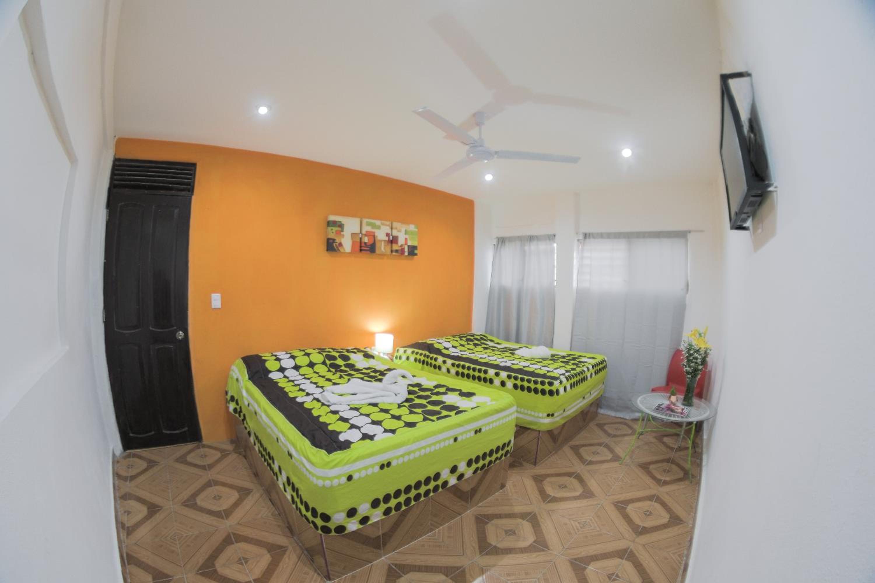 Double Room - Photo 4