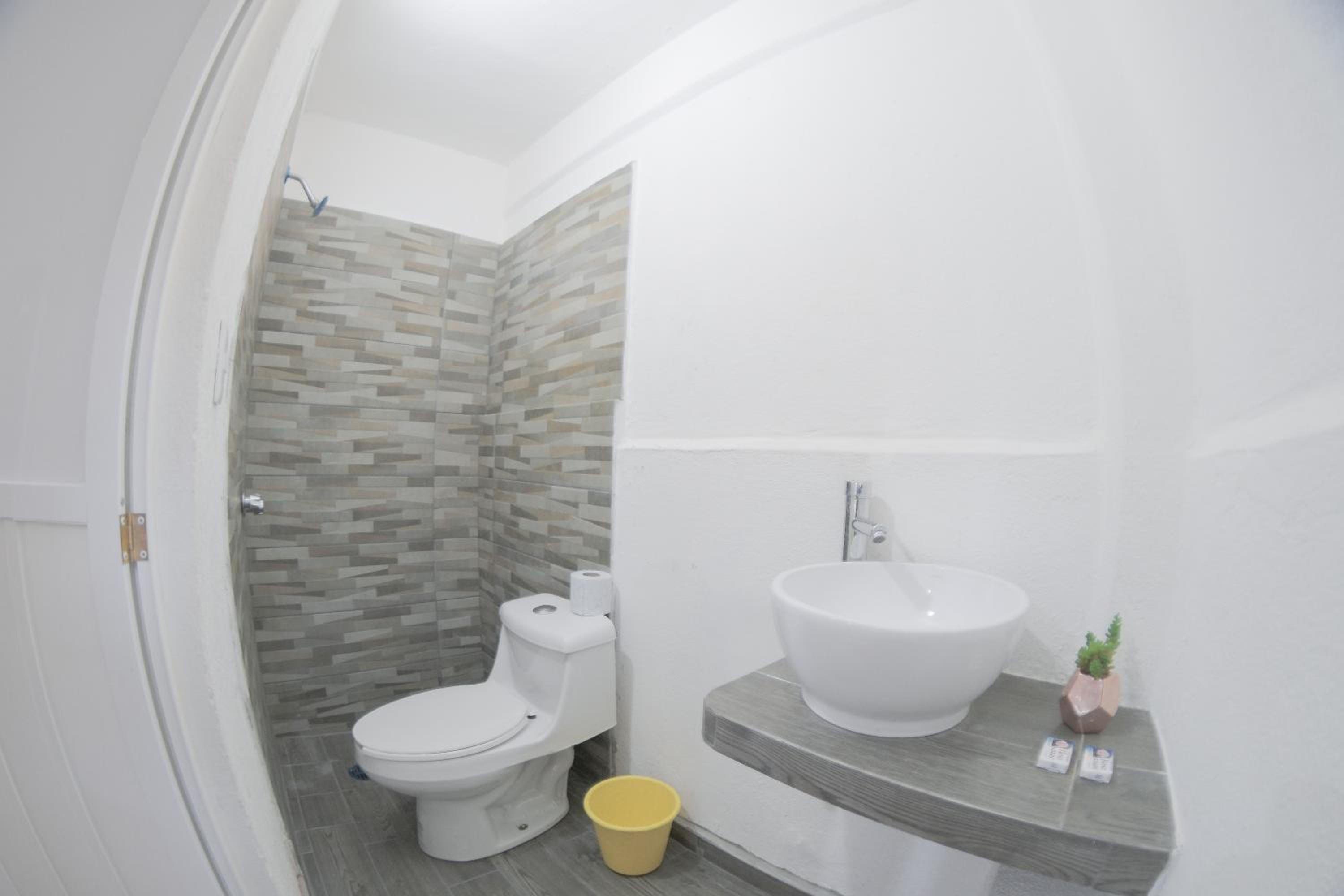 Triple Room - Photo 2