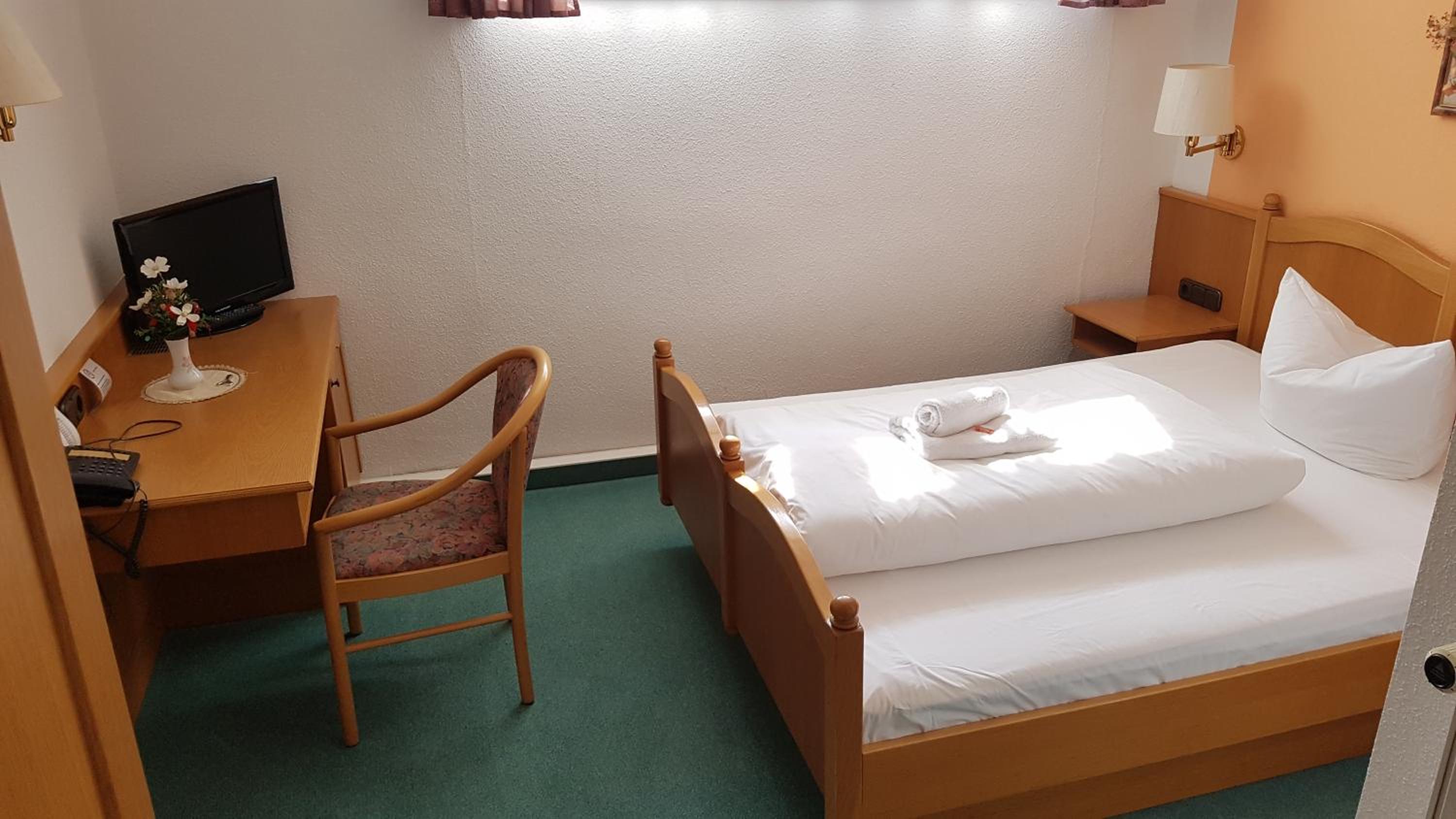 Double Room photo 3
