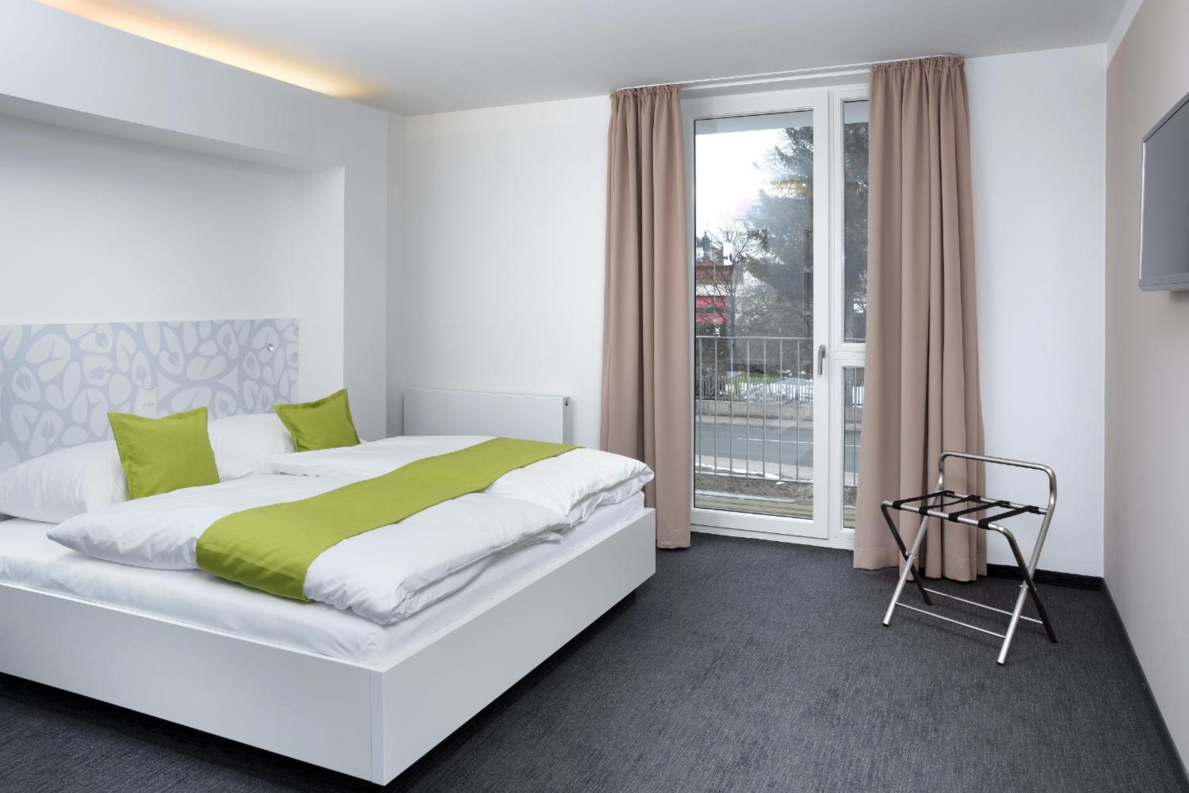 Double Room - Disability Access - Photo 3