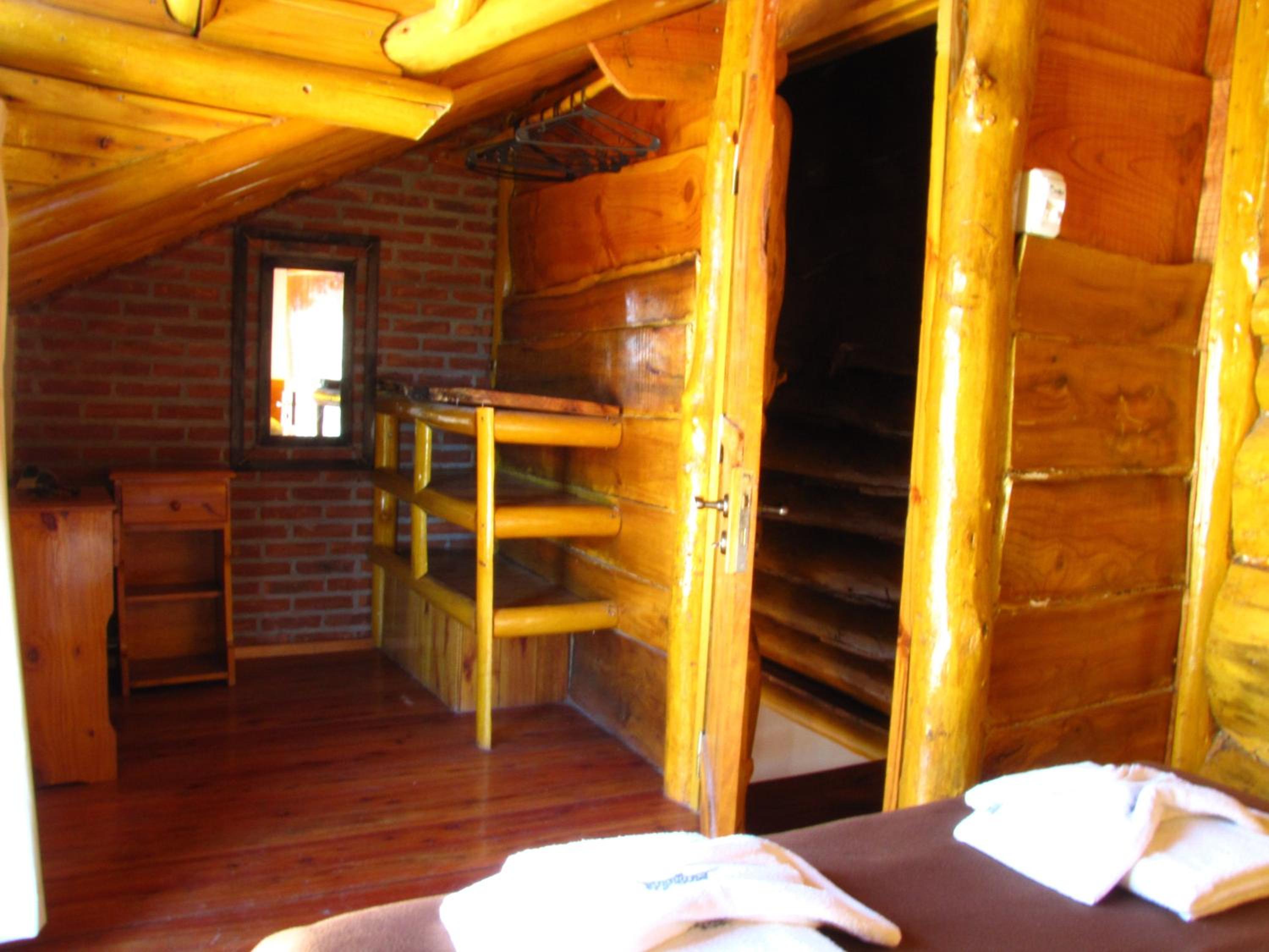 Bungalow (6 Adults) photo 3