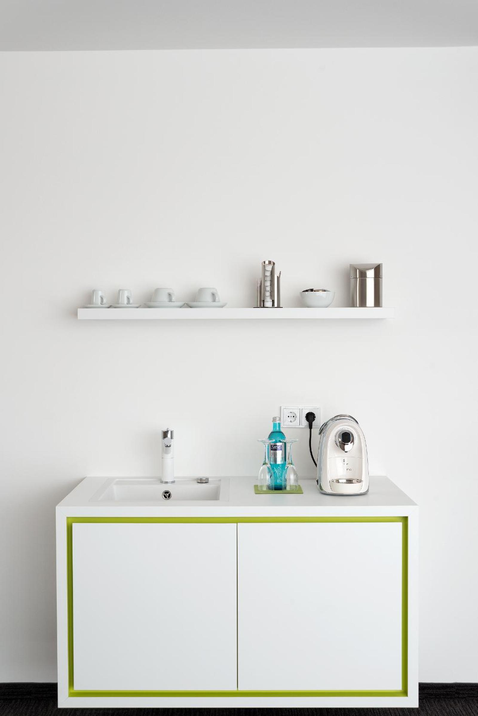 Suite - Photo 2