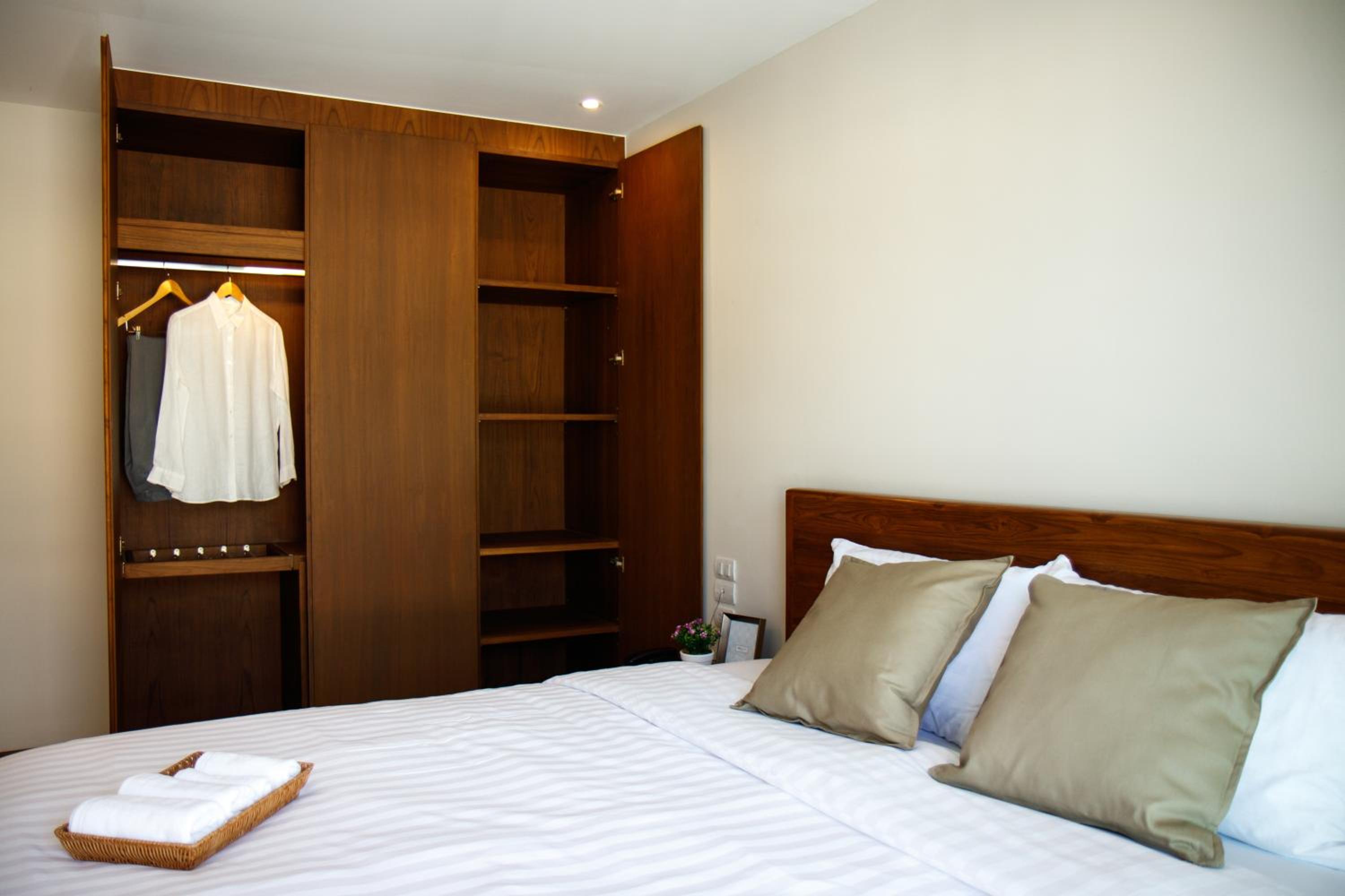 Superior King Room - Photo 12