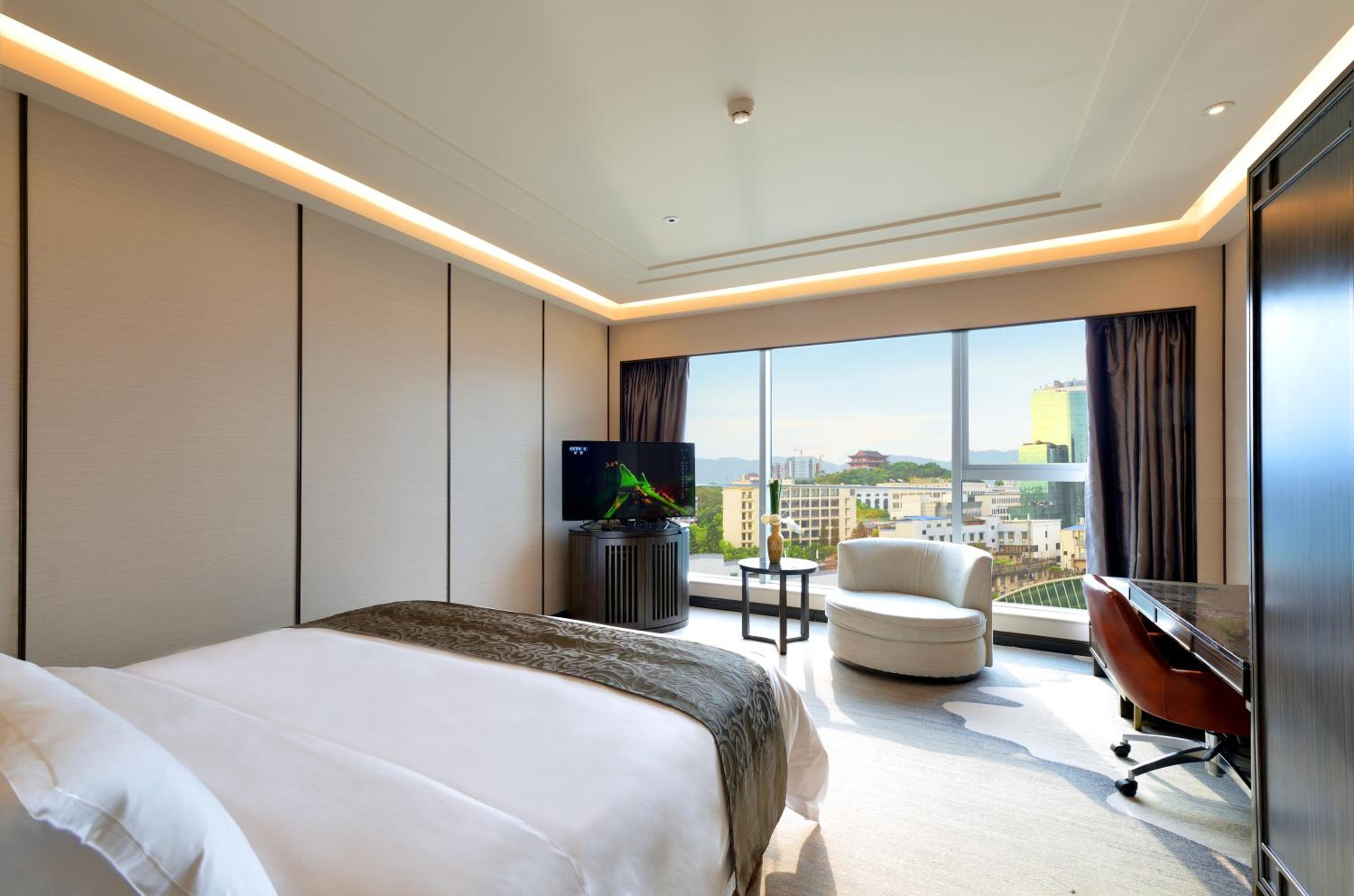 Executive Double Room with City View photo 2
