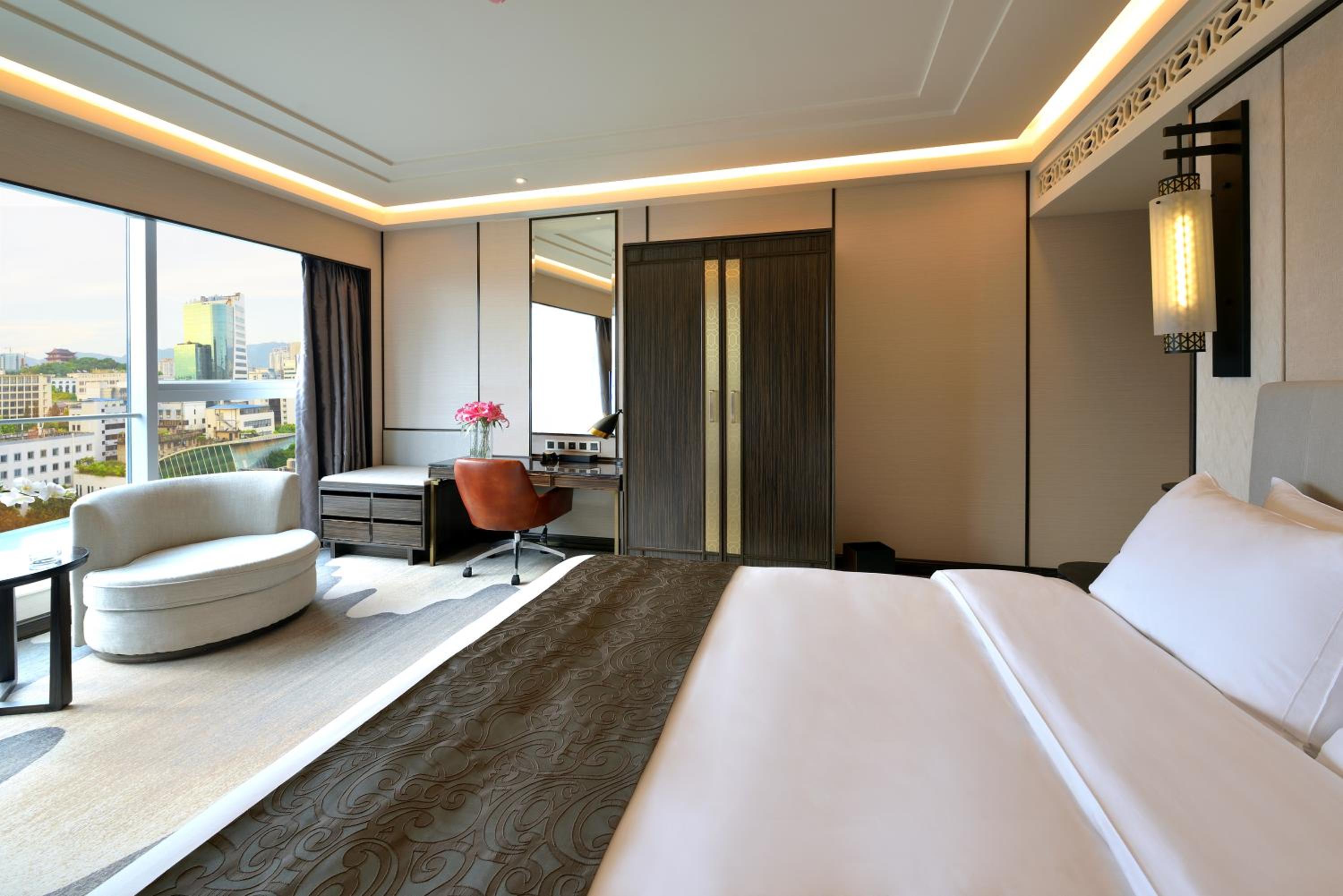 Executive Double Room with City View photo 3