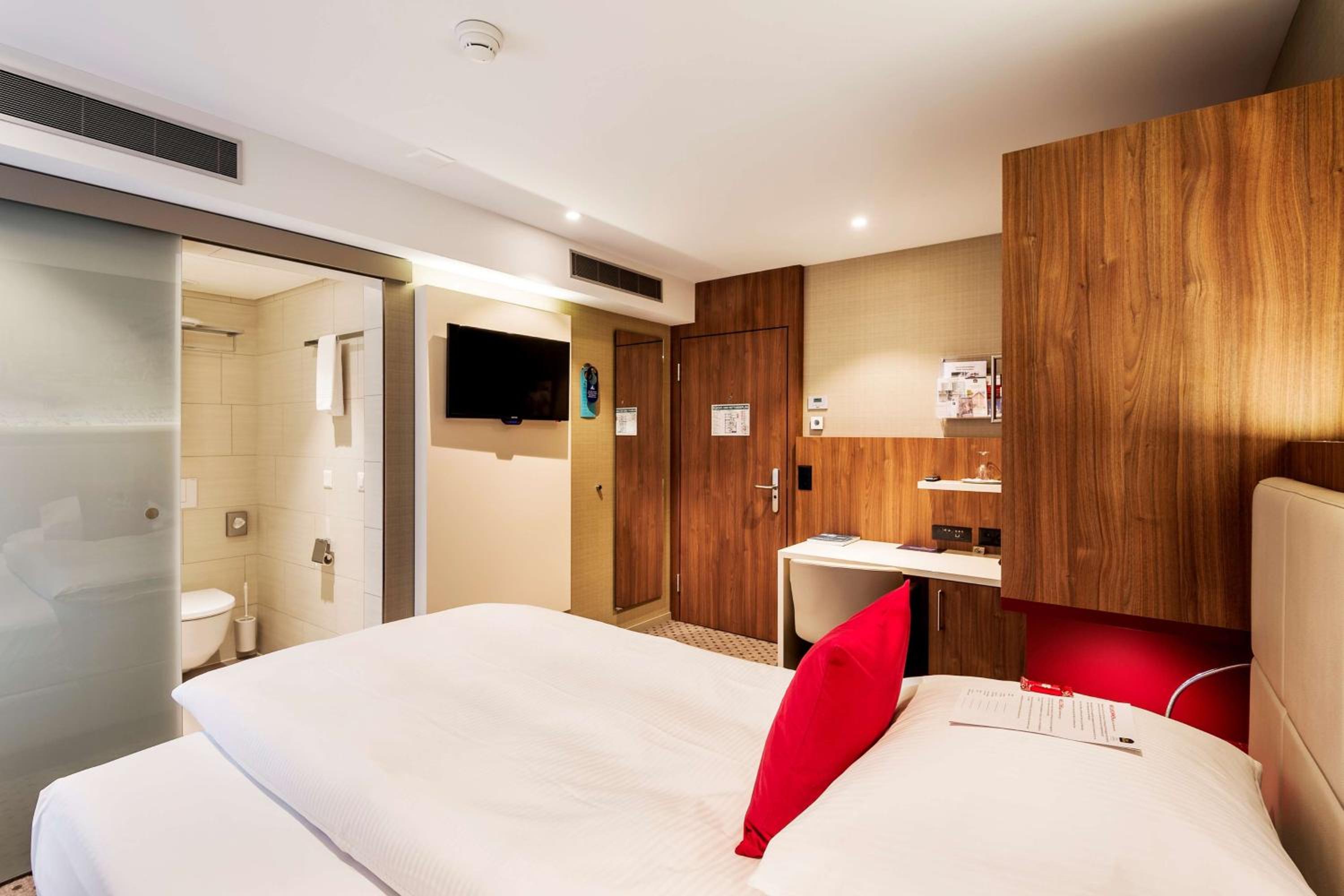 Business Double Room photo 3