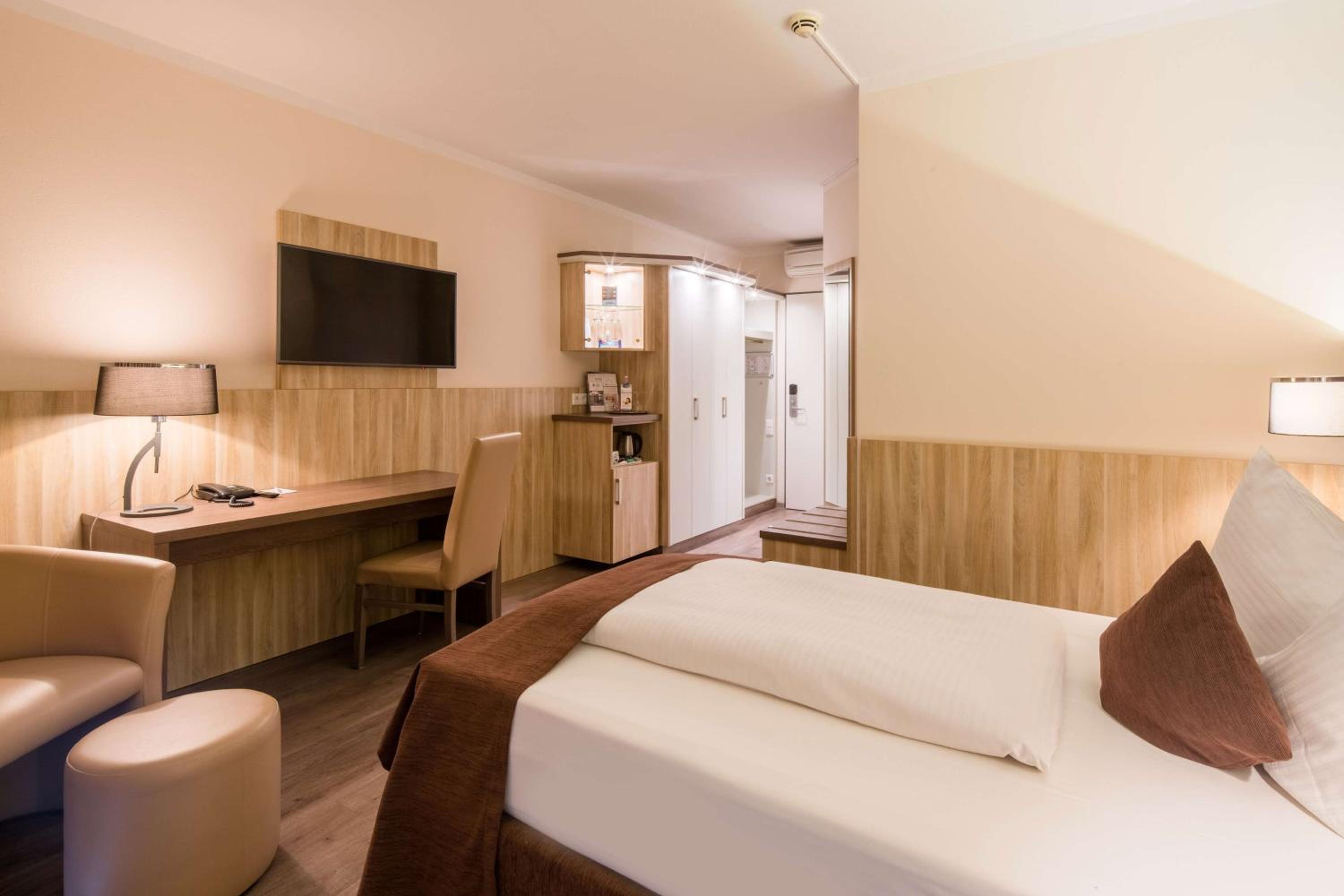 Standard Single Room photo 2