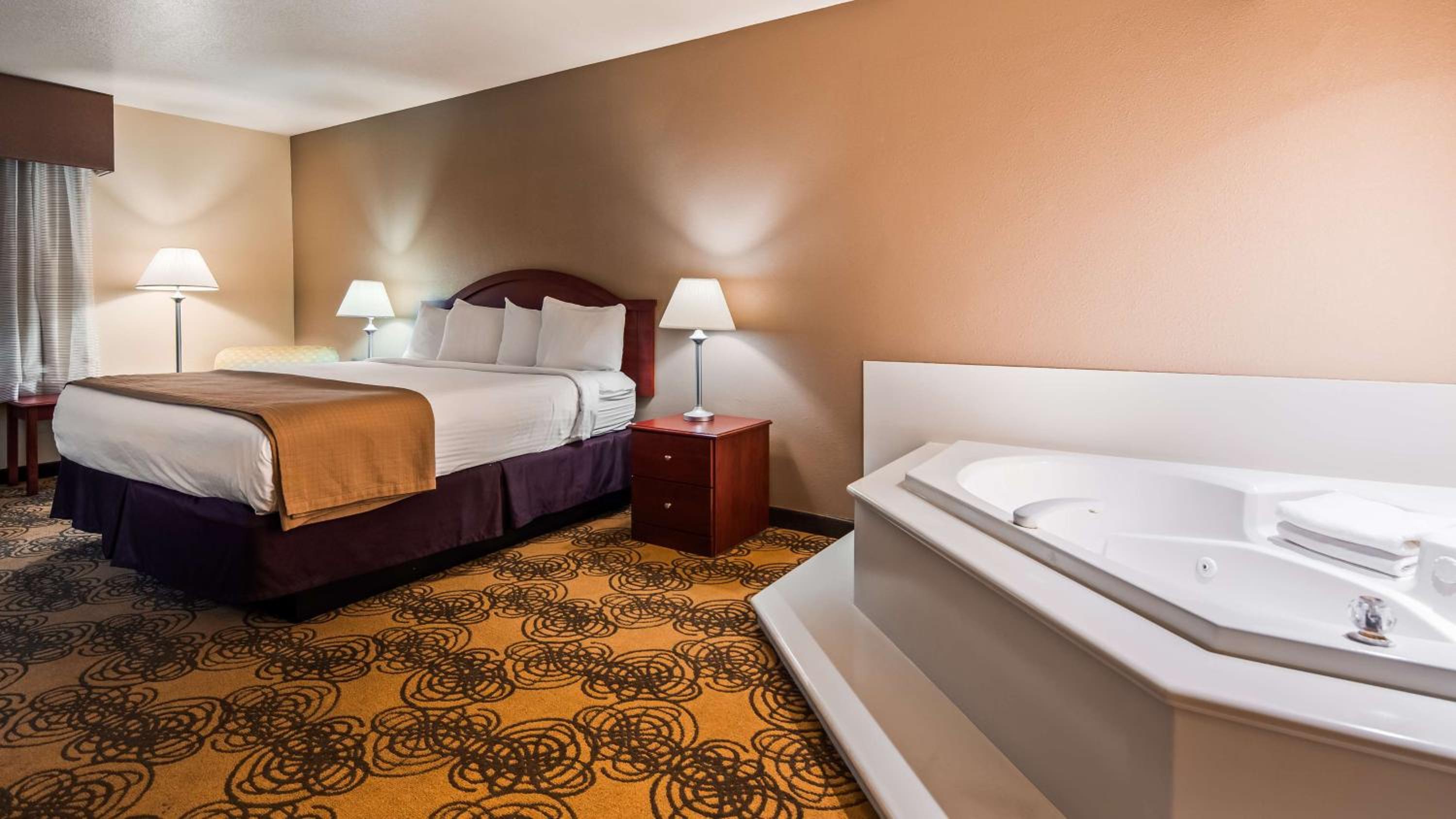 King Room with Whirlpool - Non-smoking - Photo 1