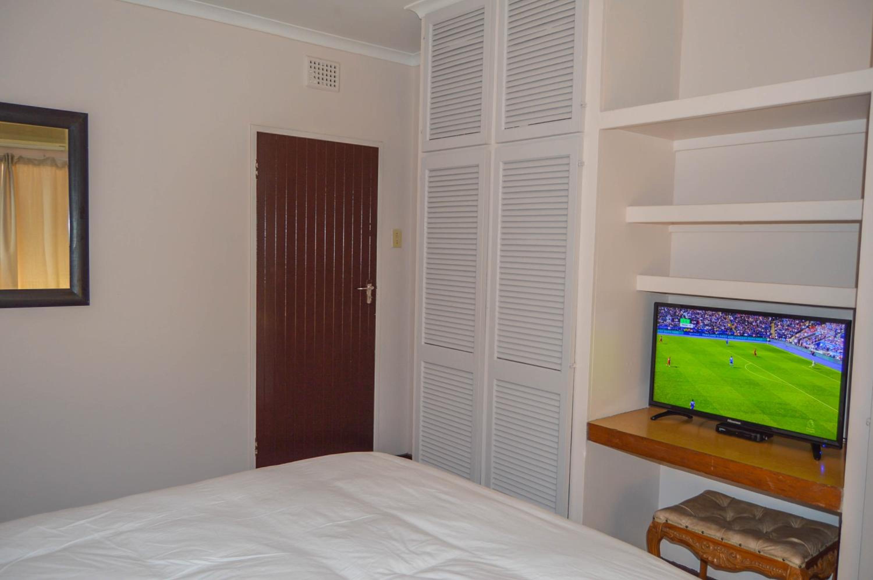 Budget Triple Room - Photo 2