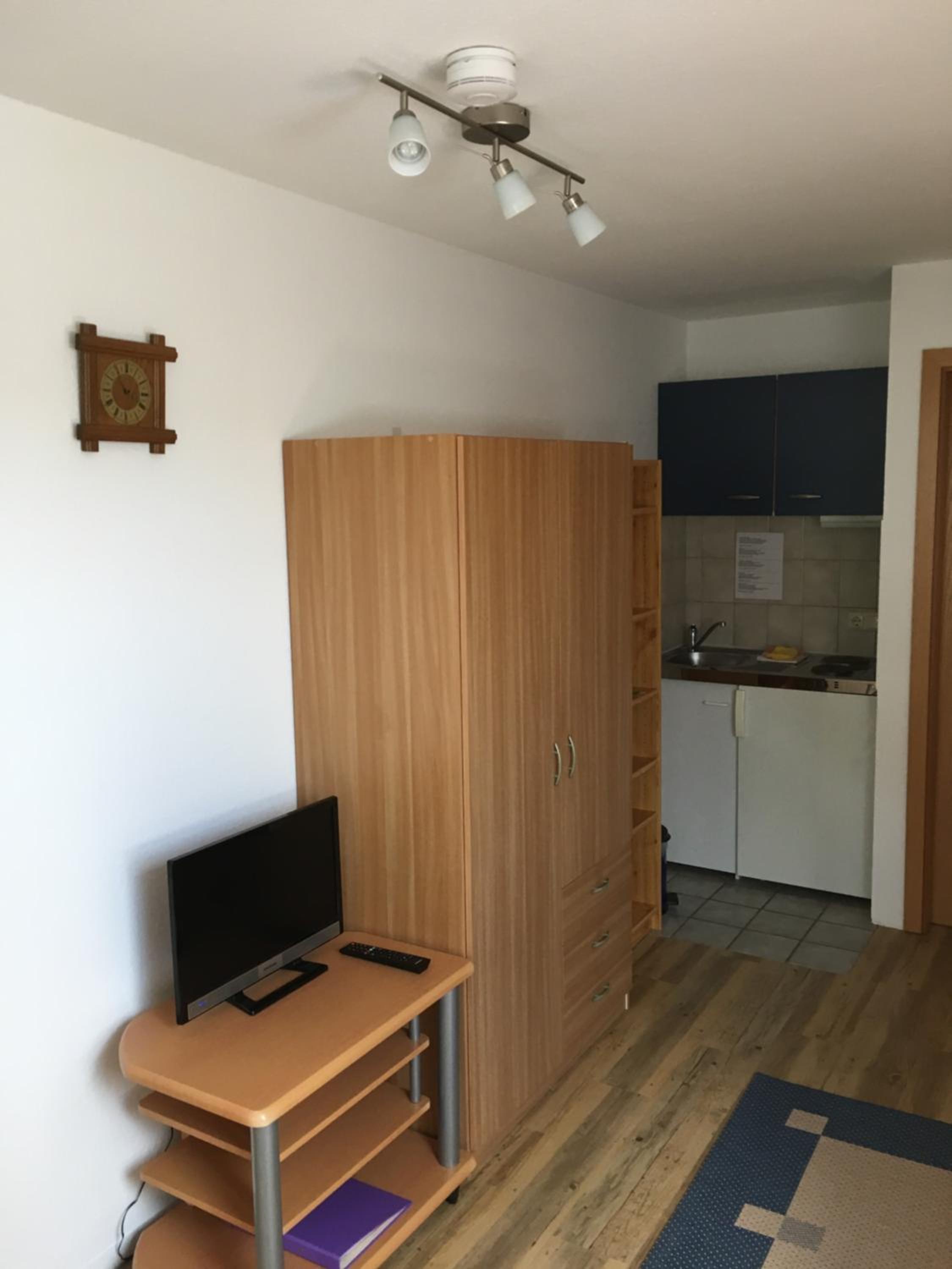 Studio Apartment photo 1