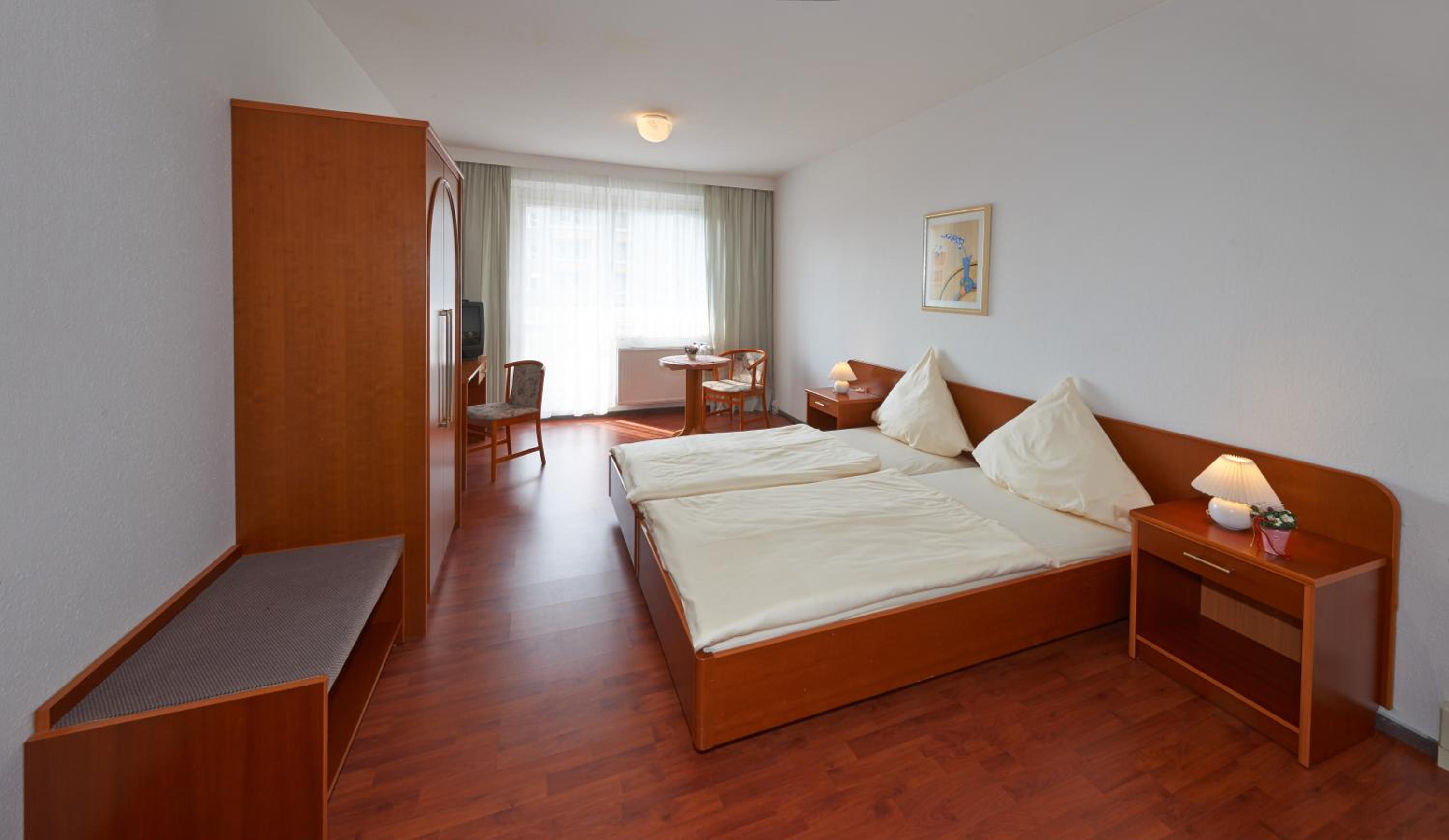 Double Room - Photo 9
