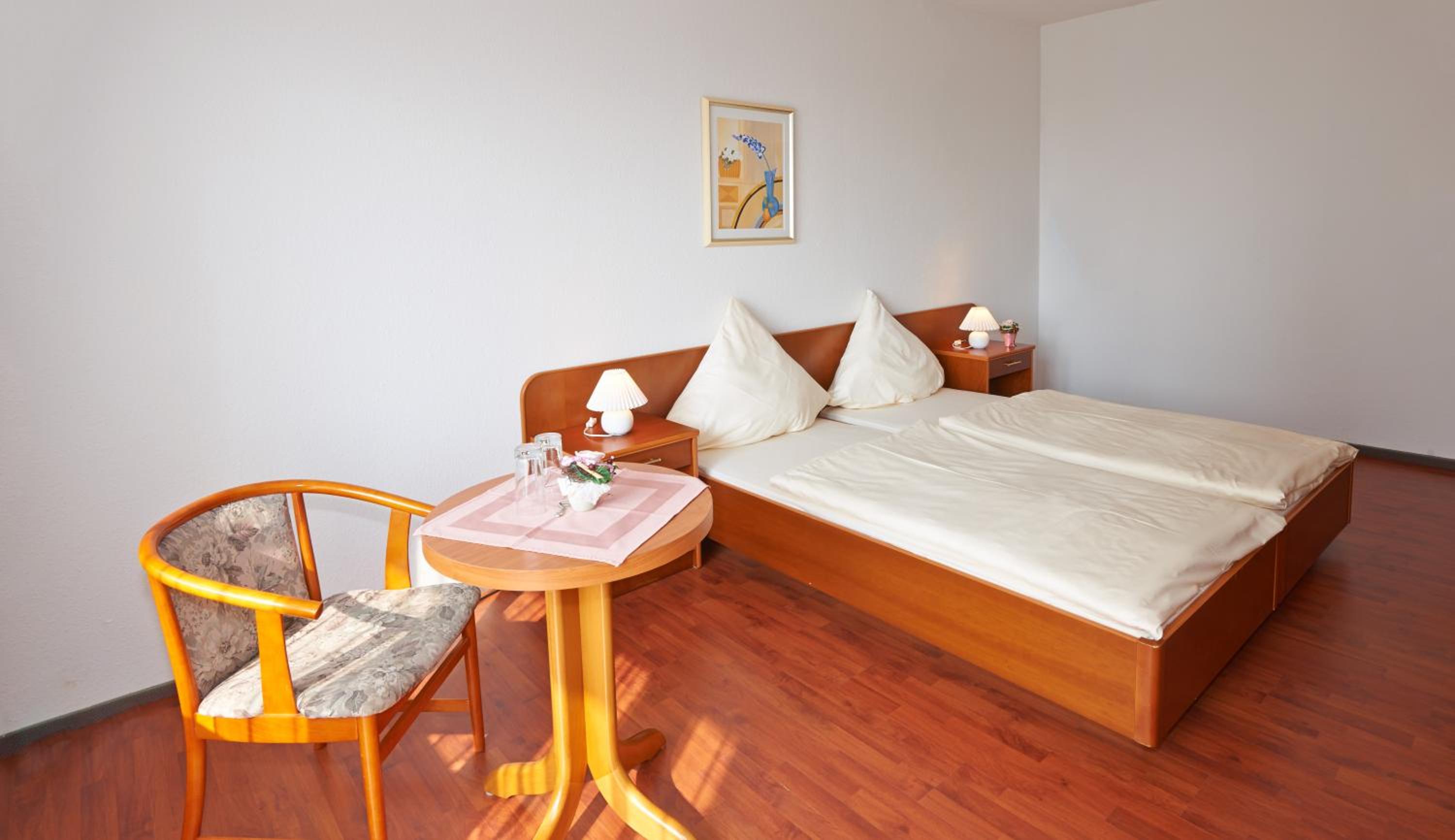 Double Room - Photo 4