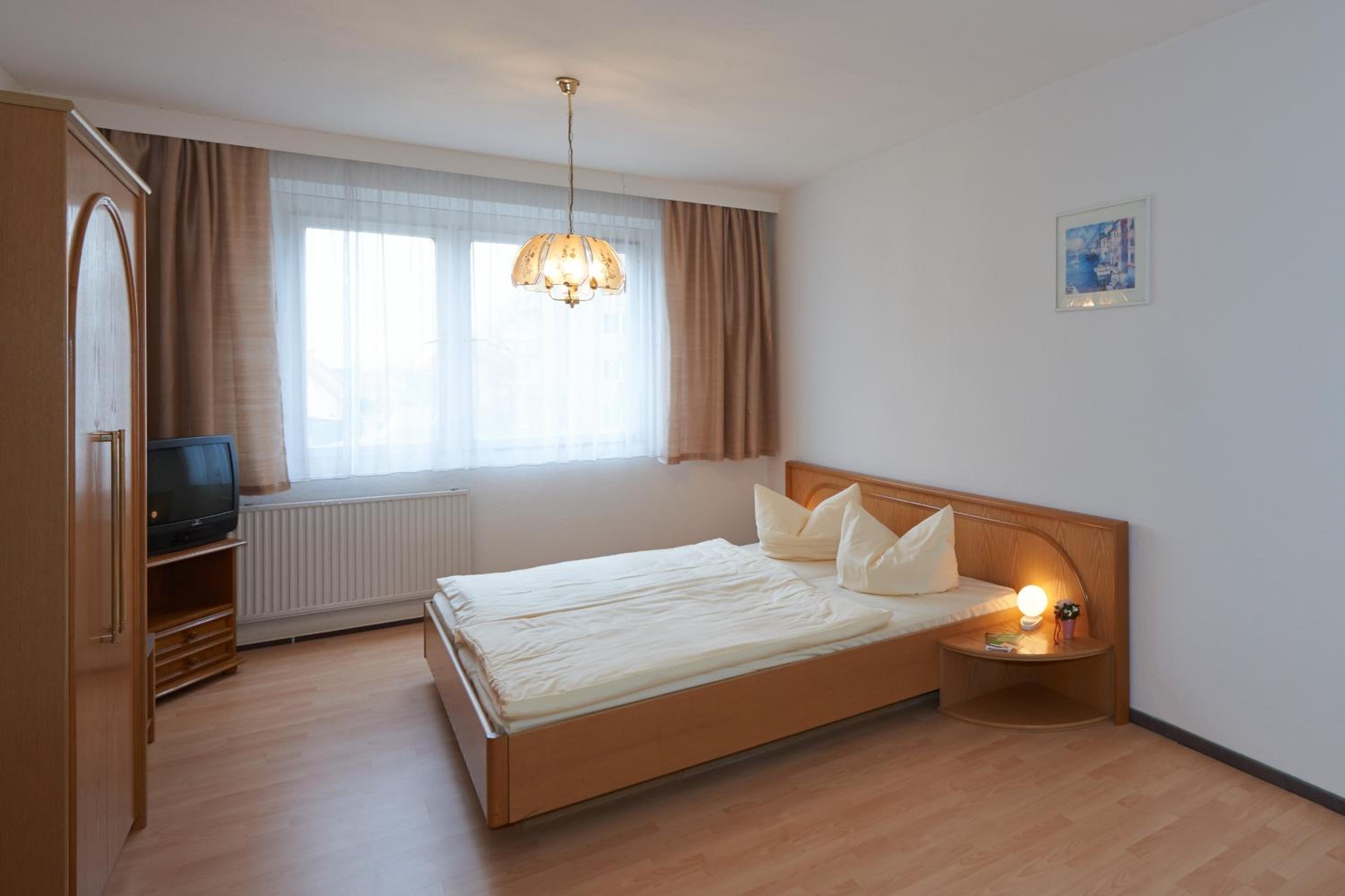 Double Room - Photo 5