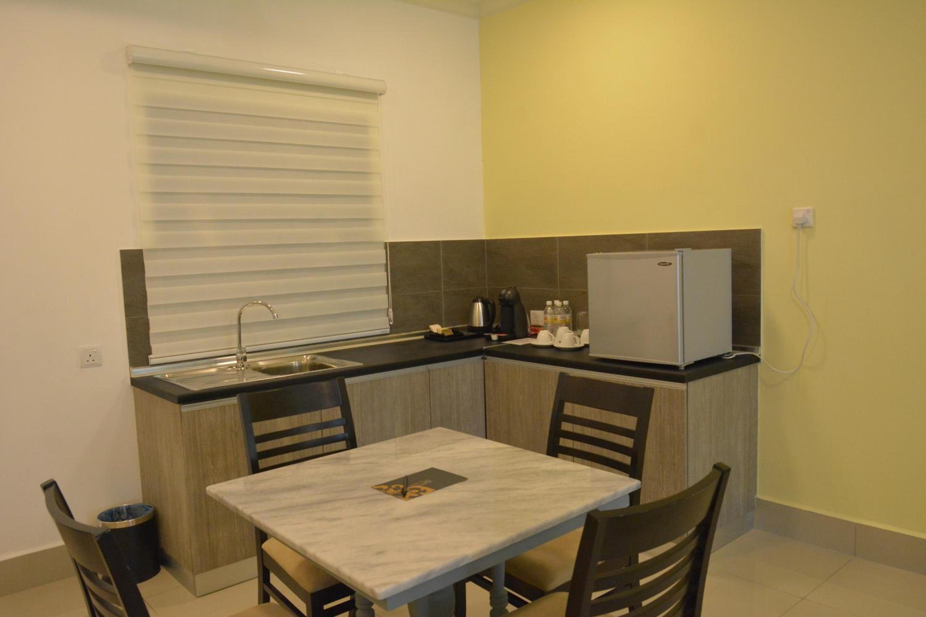 Two Bedroom Suite Twin