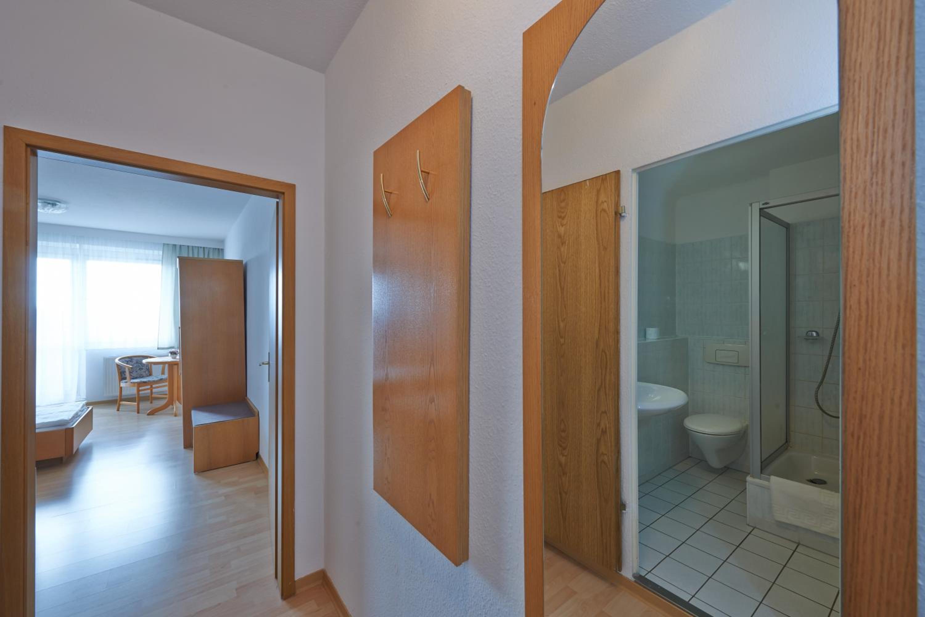 Two-Bedroom Apartment - Photo 5