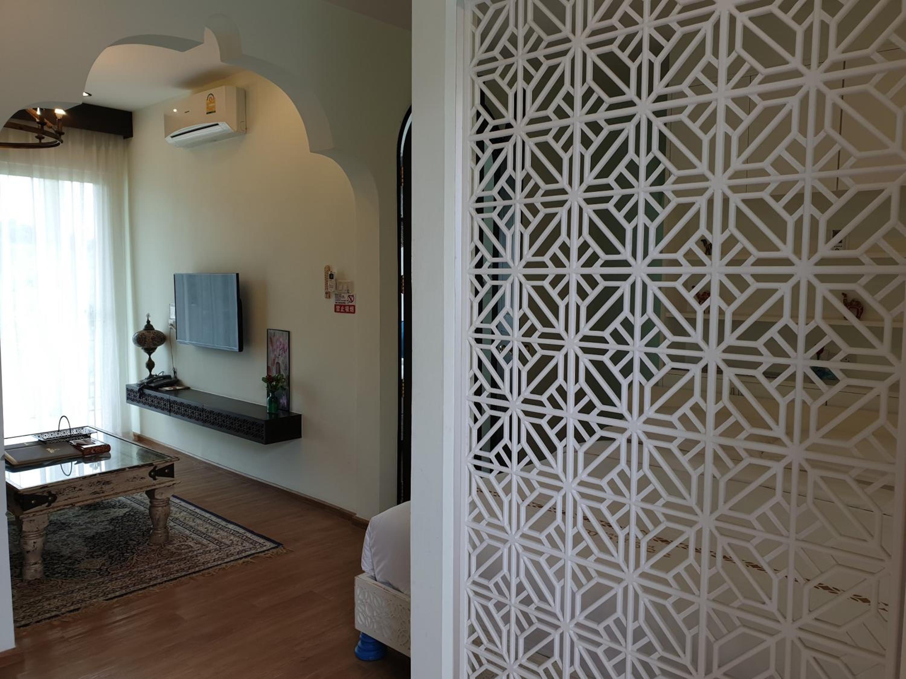 Family Room - Photo 13