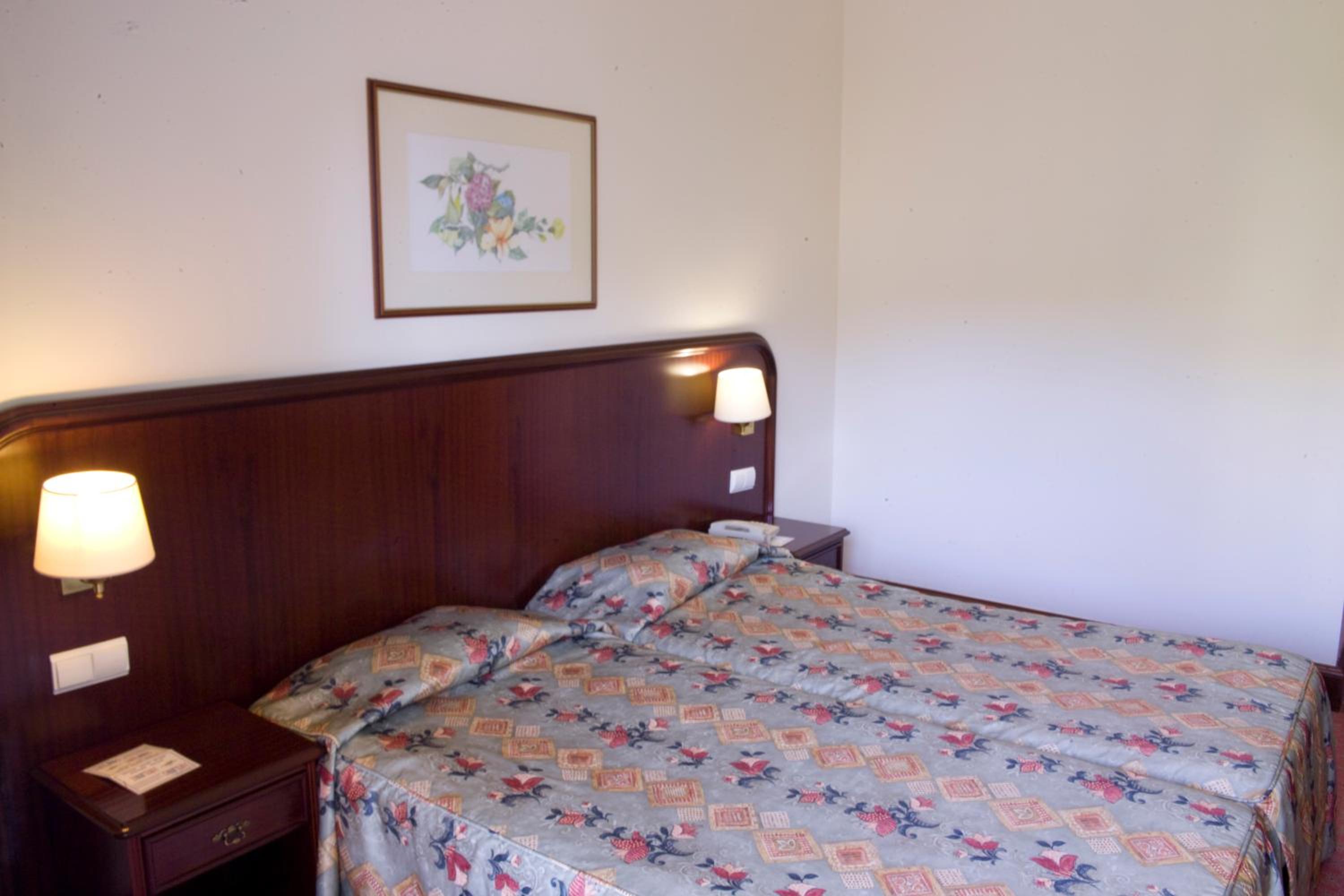 Economy Twin Room