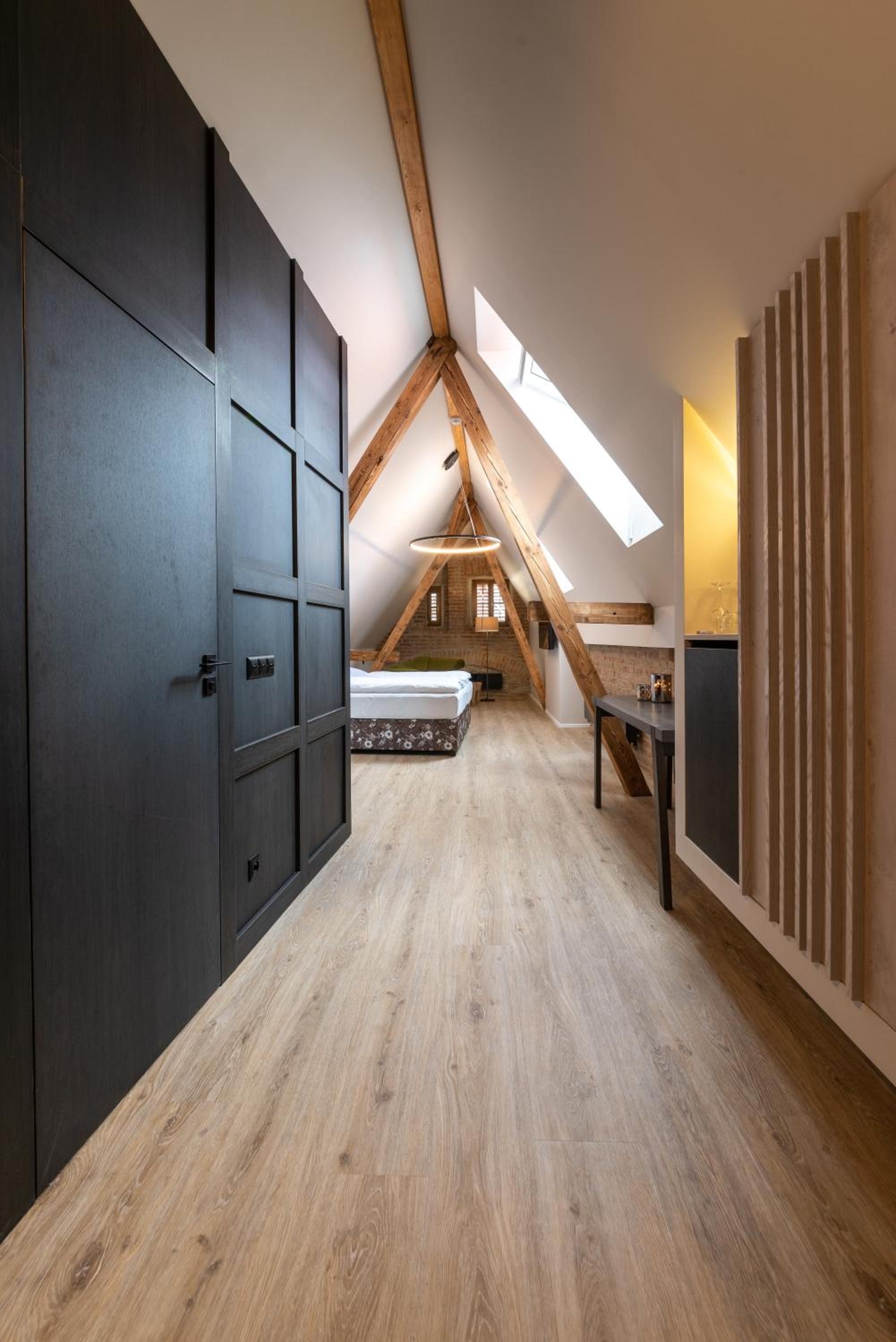 Superior Double Room - Photo 8