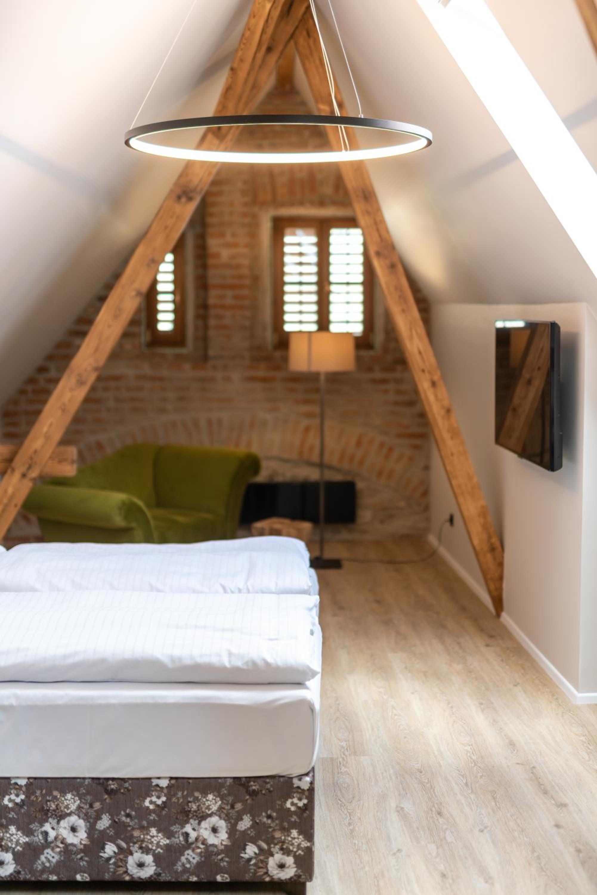 Superior Double Room - Photo 7