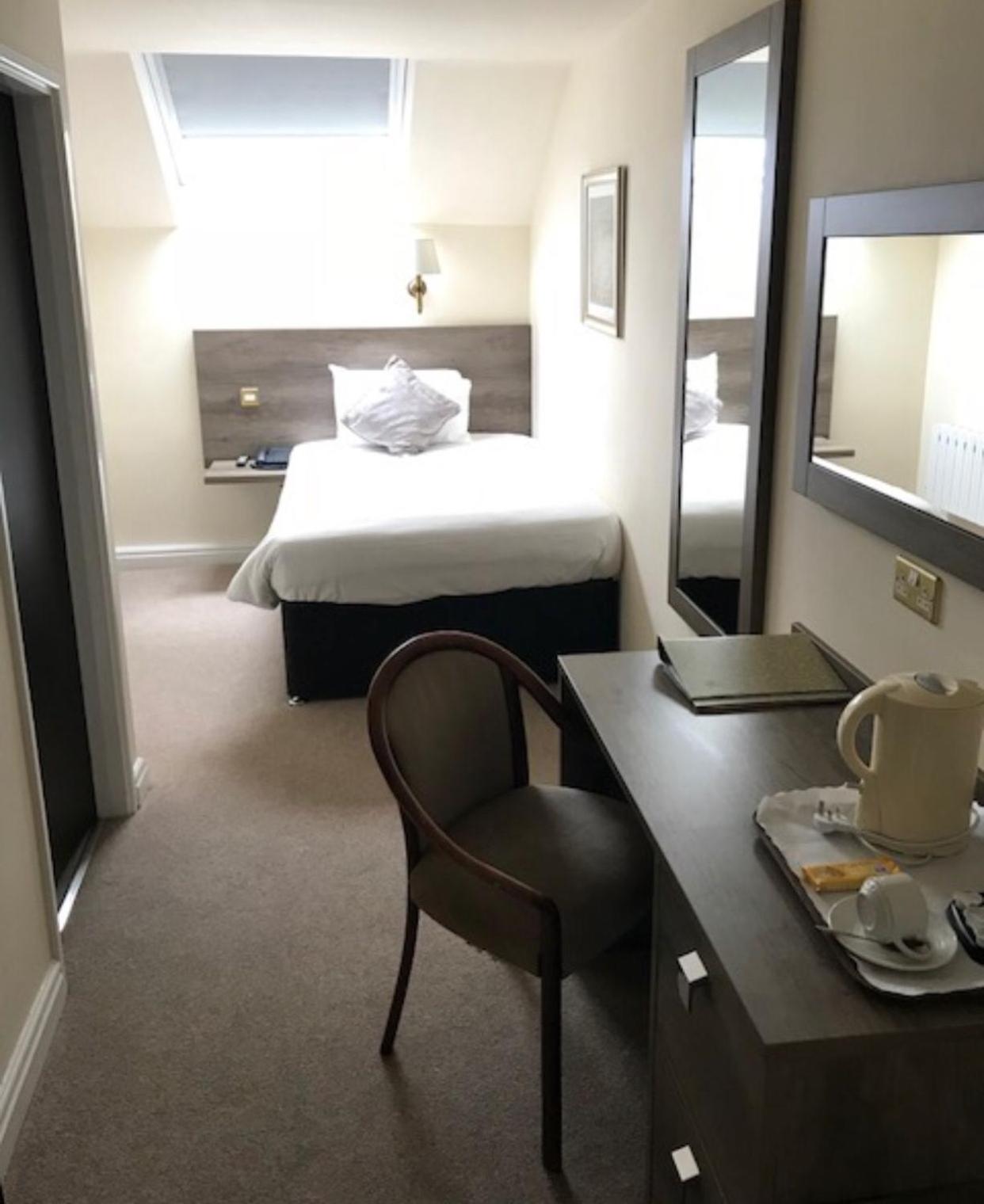 Single Room photo 1
