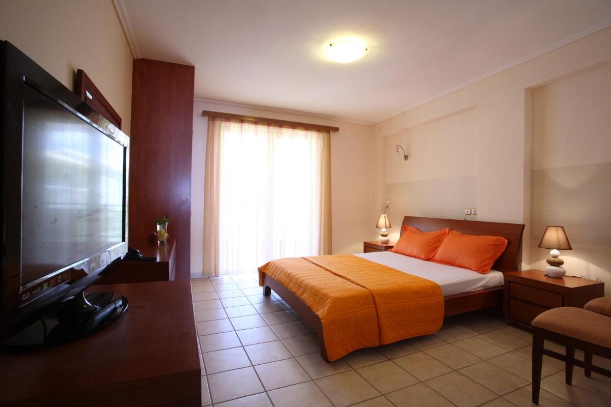 Double Room with Mountain View photo 1
