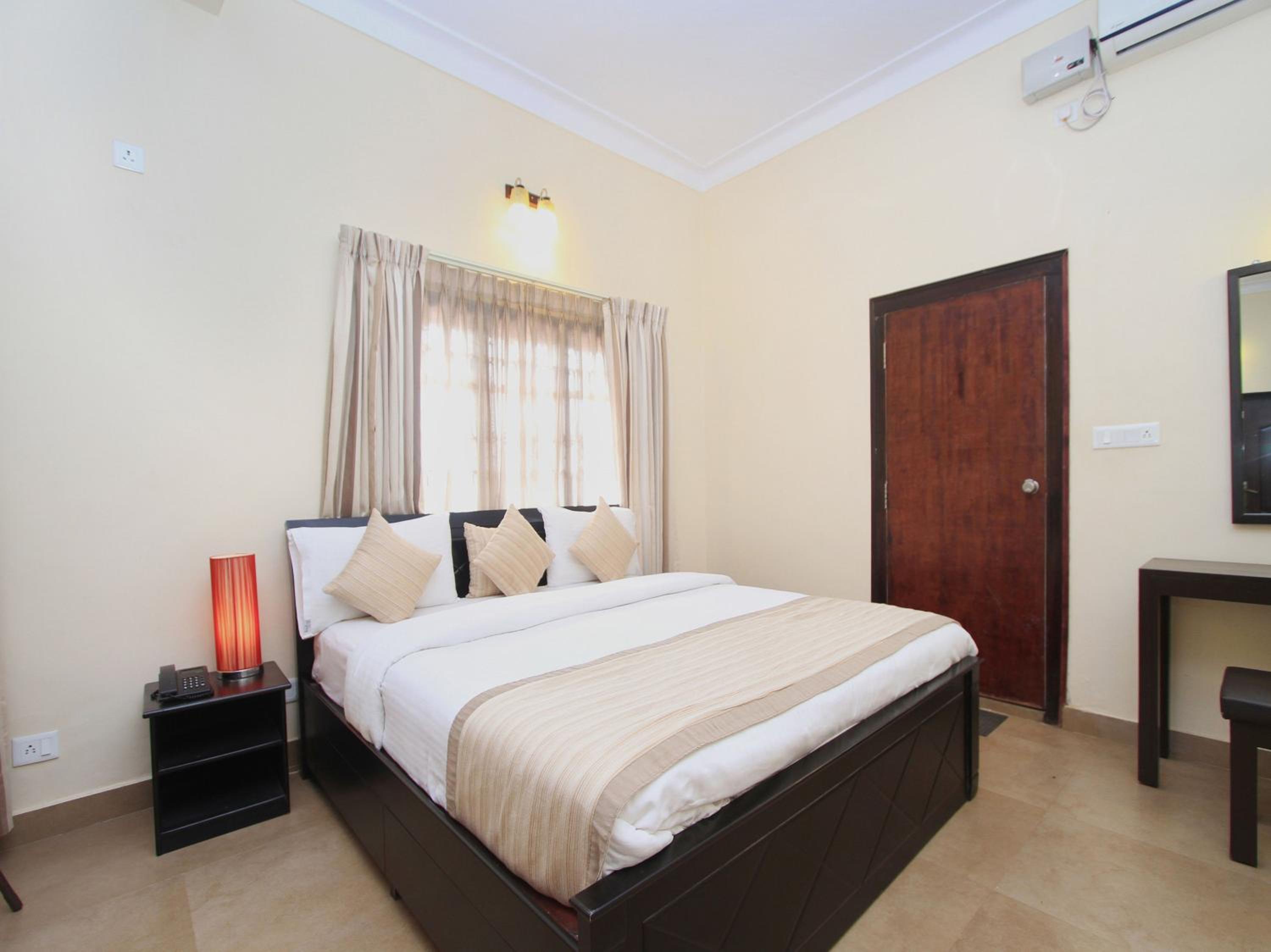 Standard Double or Twin Room - Photo 1