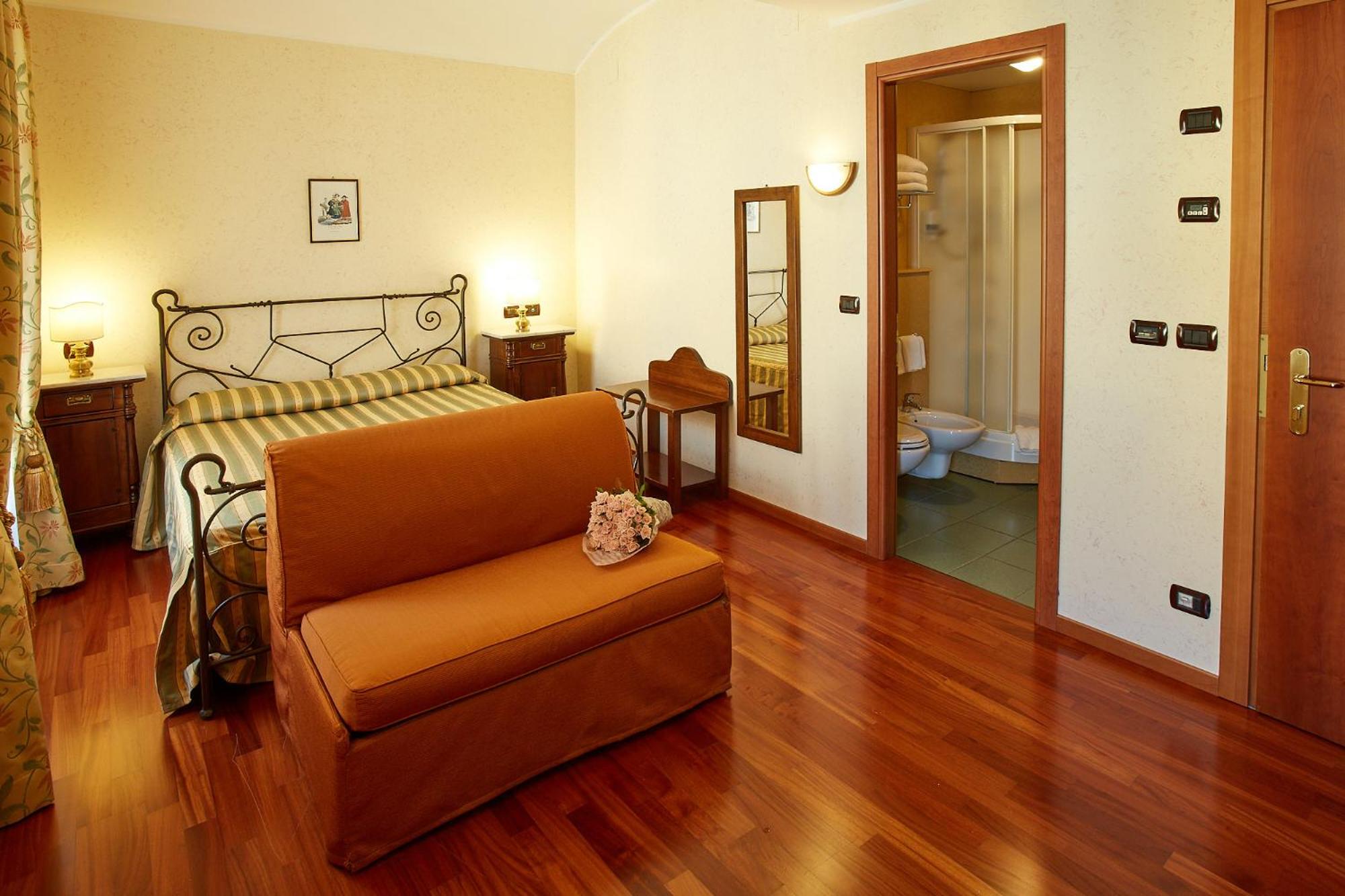 Triple Room - Photo 3