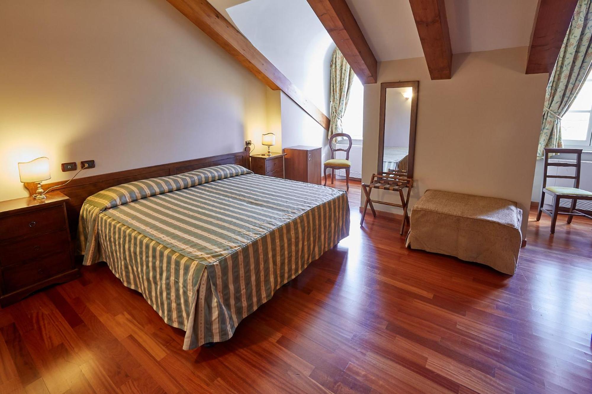 Triple Room - Photo 7