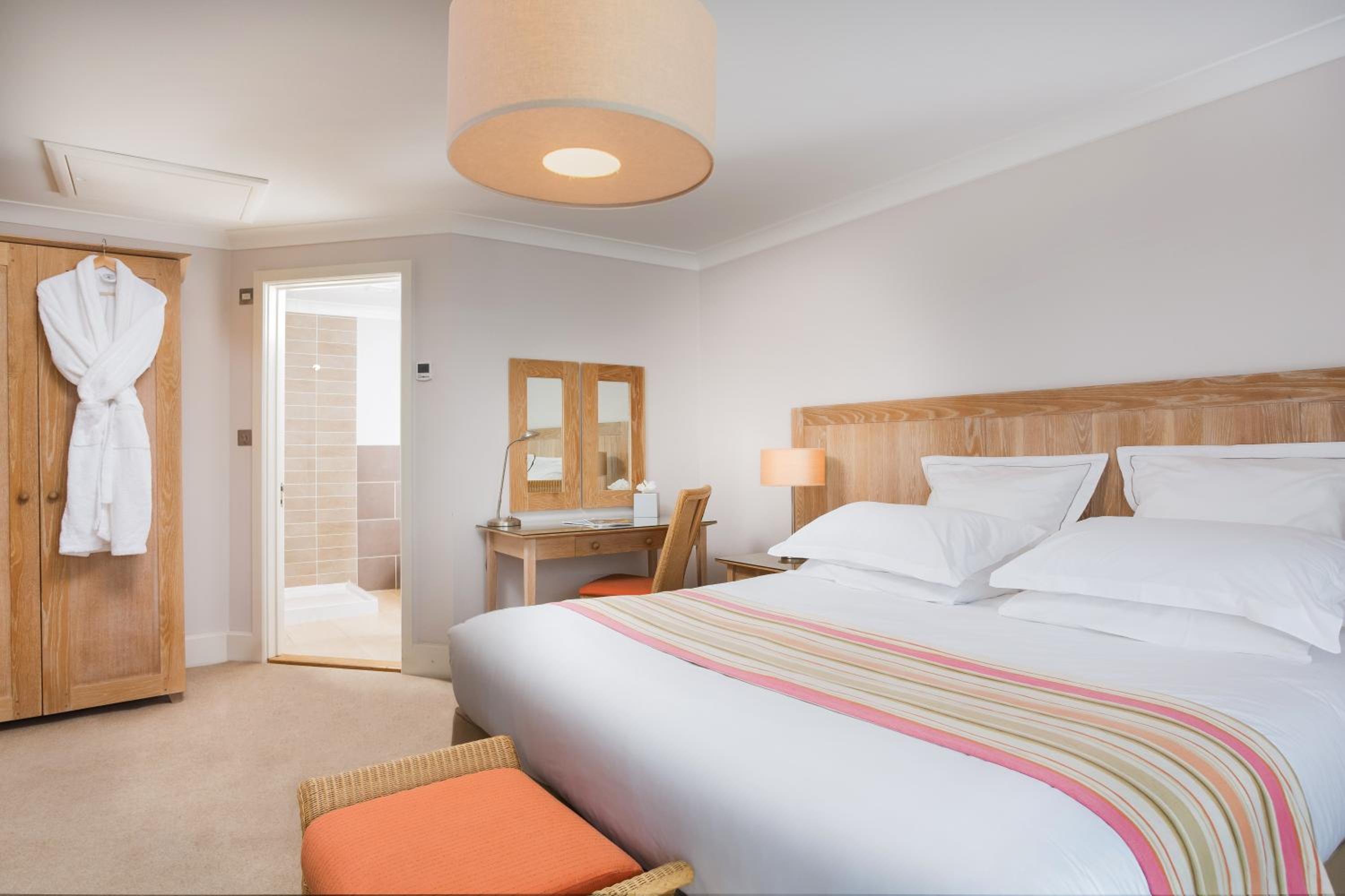 Large Classic Double Room photo 2