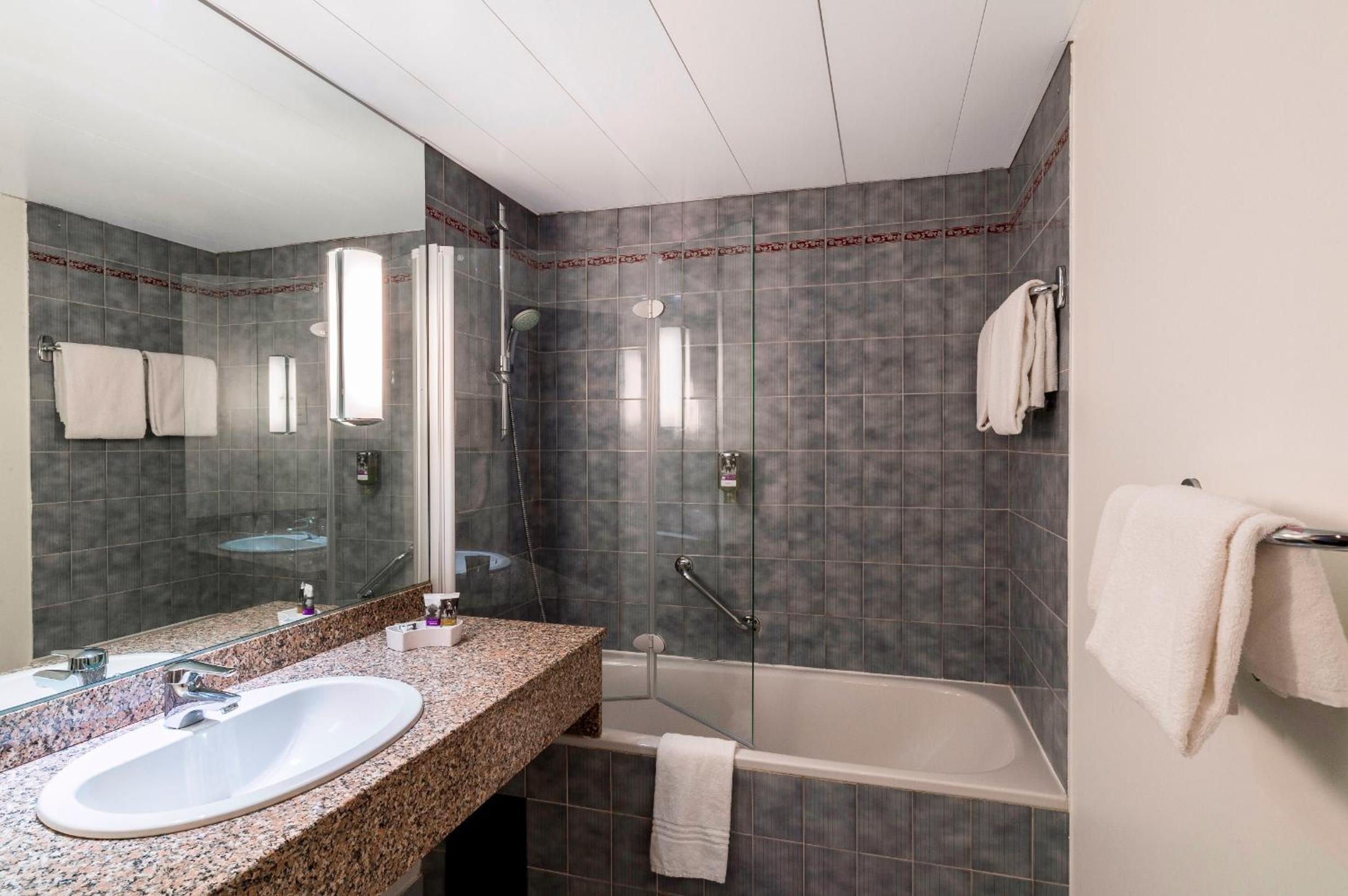 Classic Double Room - Photo 3