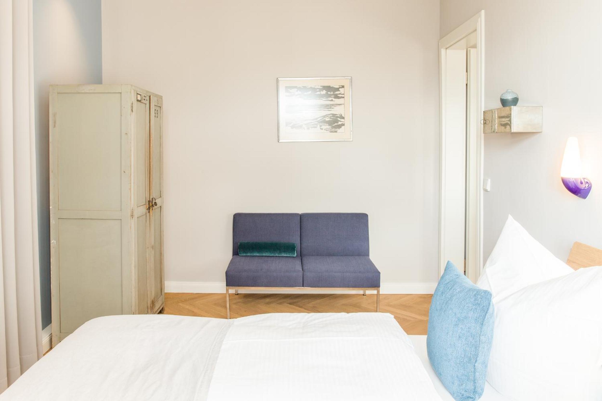 One-Bedroom Apartment - 6