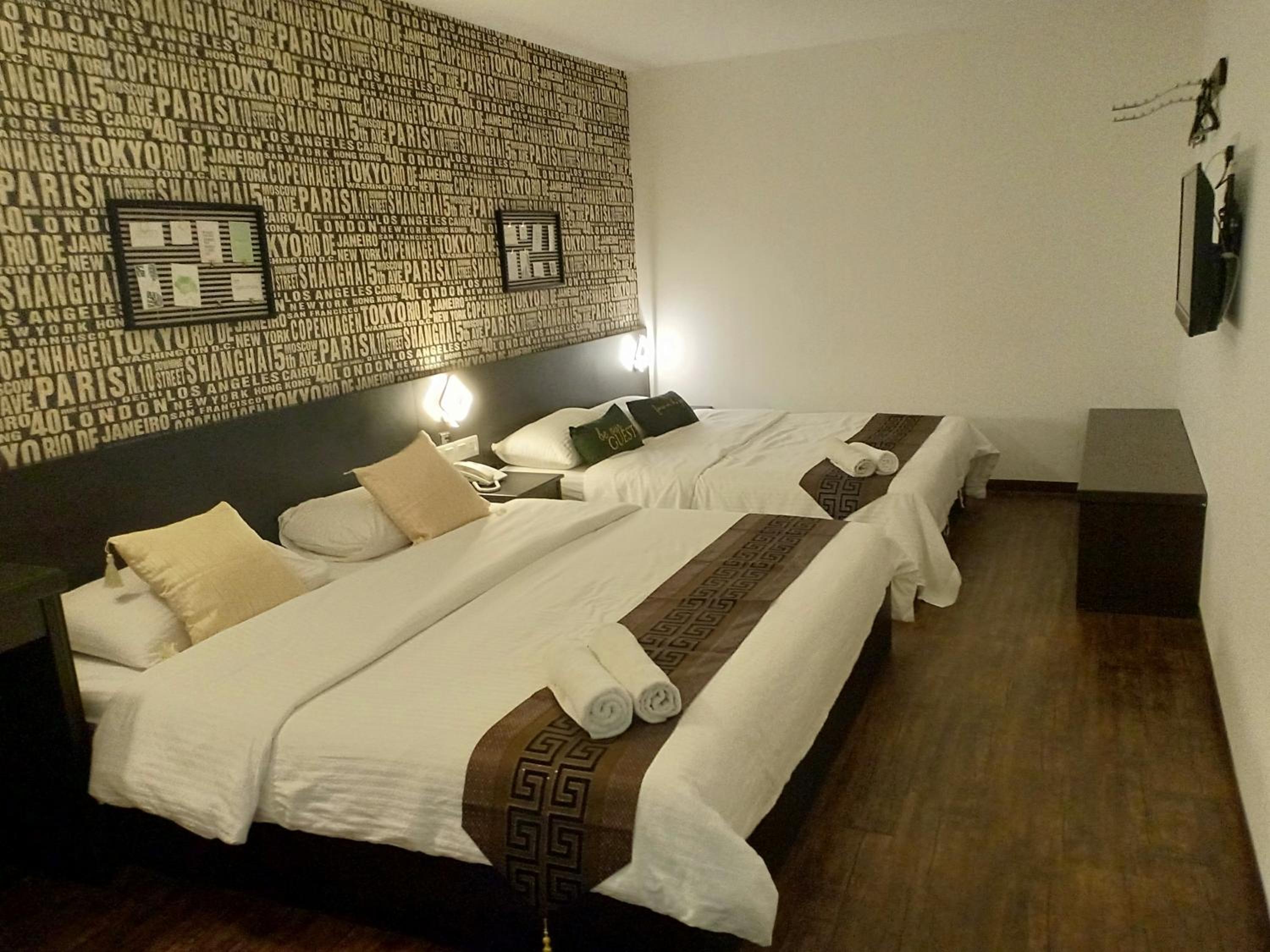 Deluxe Quadruple Room